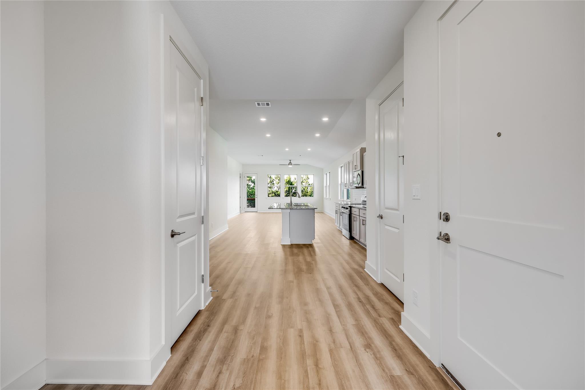 4500 Silverhill Dr, Lago Vista, TX 78645