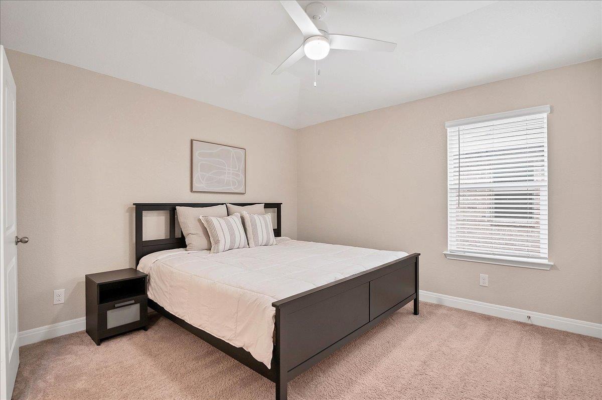 1209 Plano Ln, Leander, TX 78641