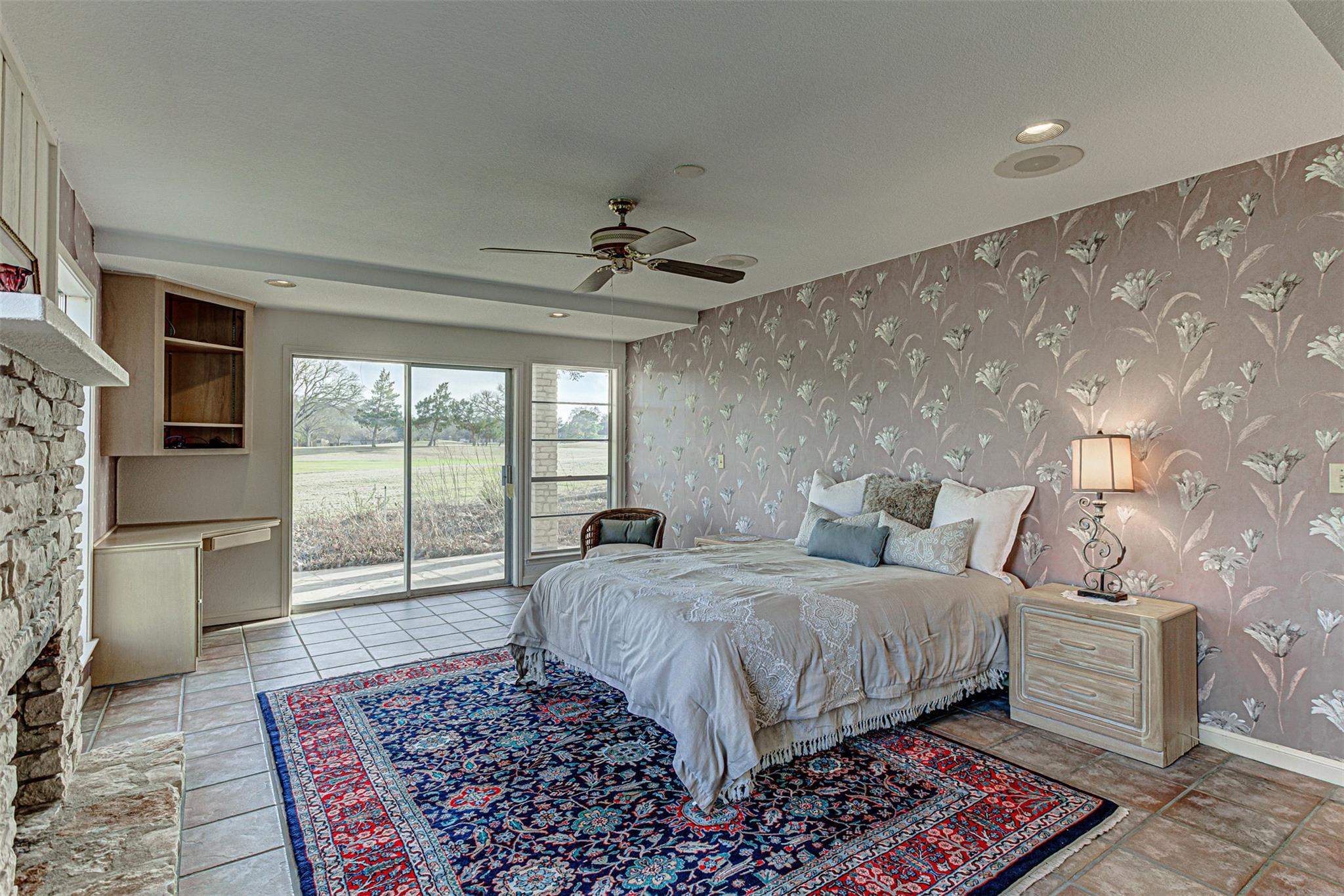 116 Dawn St # D, Horseshoe Bay, TX 78657