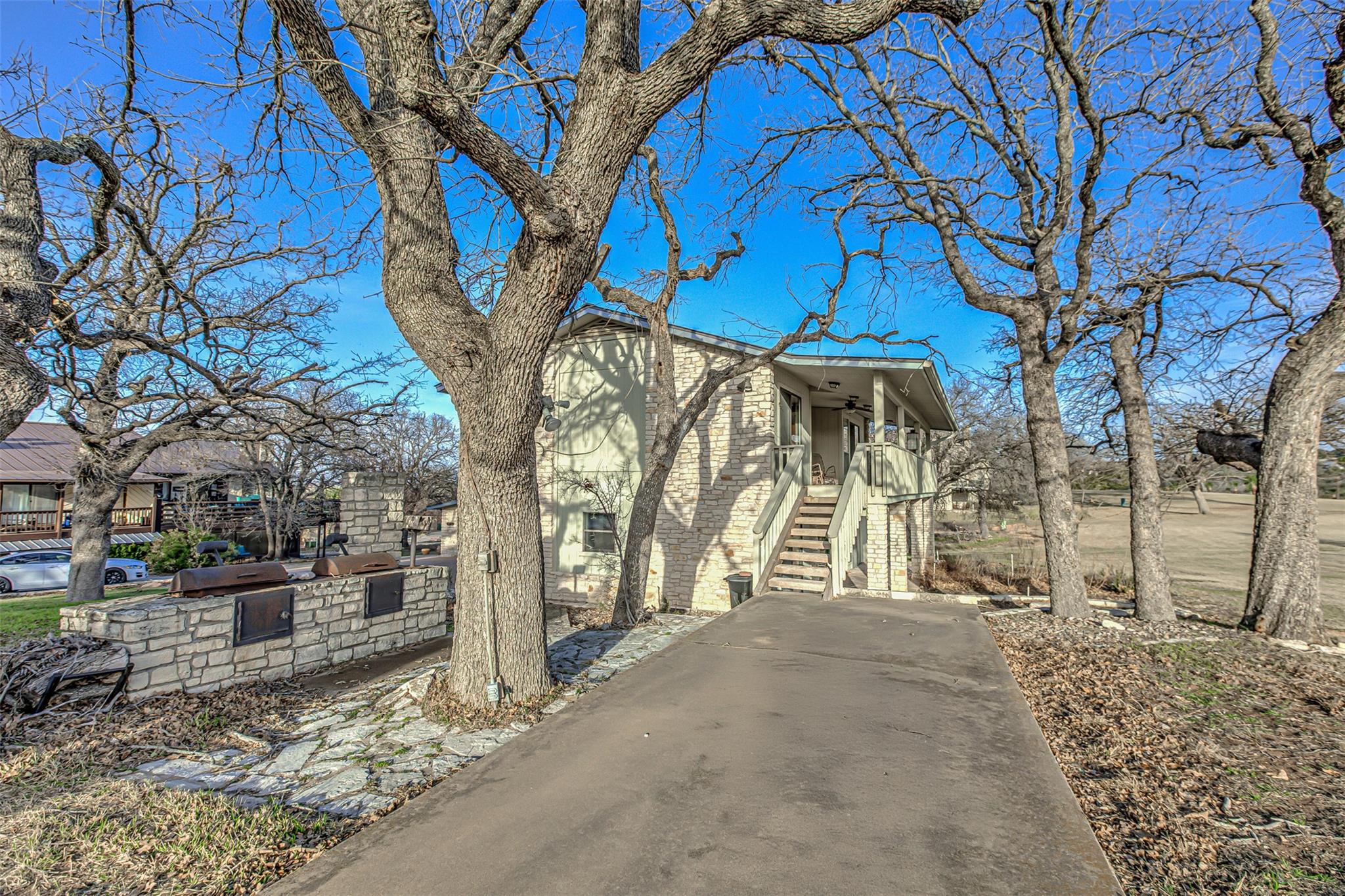 116 Dawn St # D, Horseshoe Bay, TX 78657
