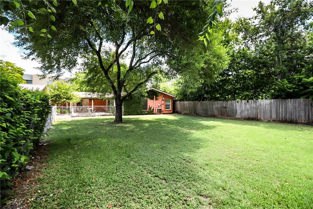 515 Post Road Dr, Austin, TX 78704