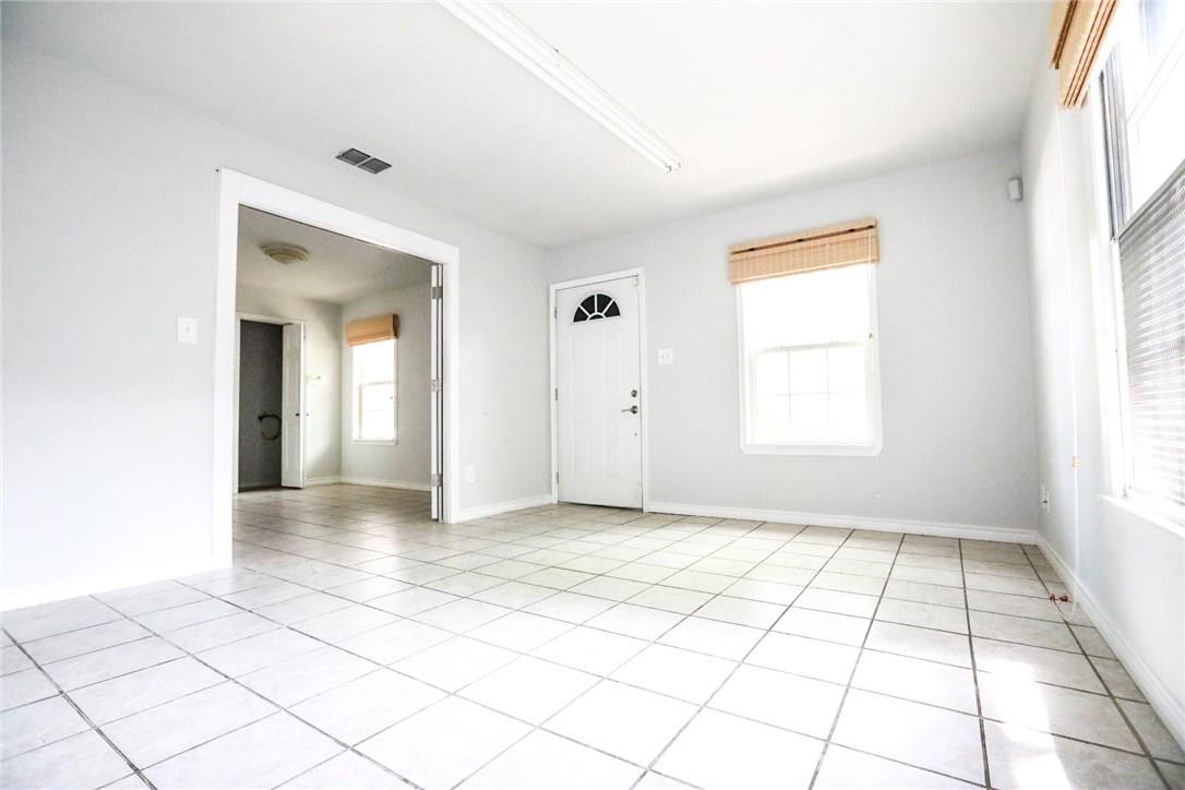515 Post Road Dr, Austin, TX 78704