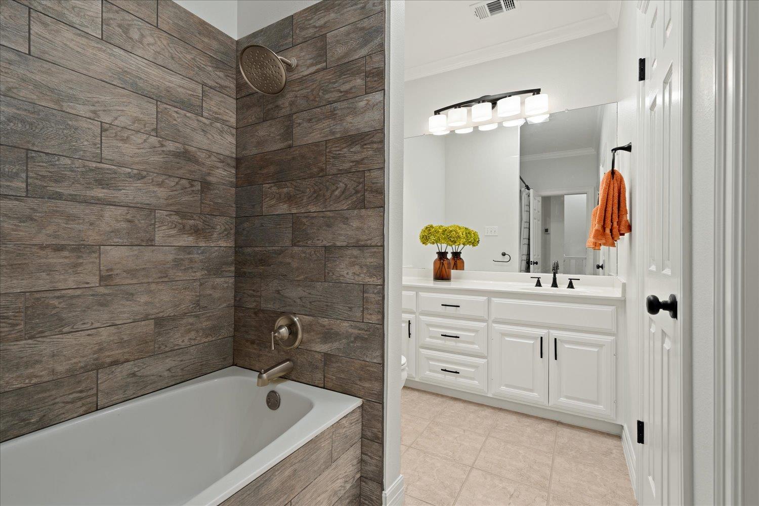 3900 Arbor Glen Way, Austin, TX 78731