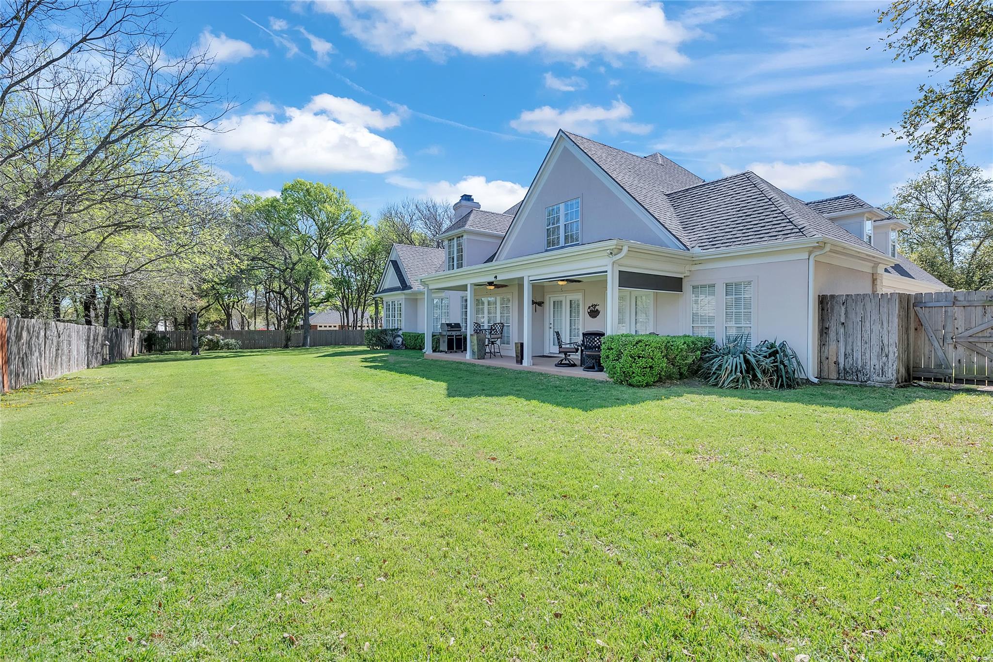 2034 Oak Glen Dr, McGregor, TX 76657