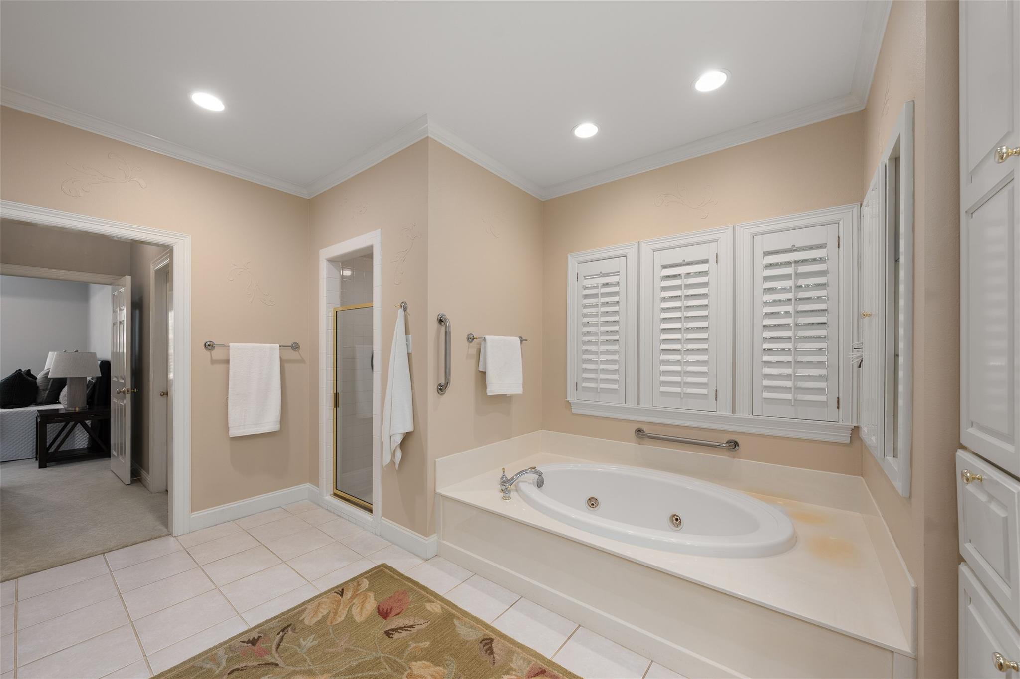 2034 Oak Glen Dr, McGregor, TX 76657