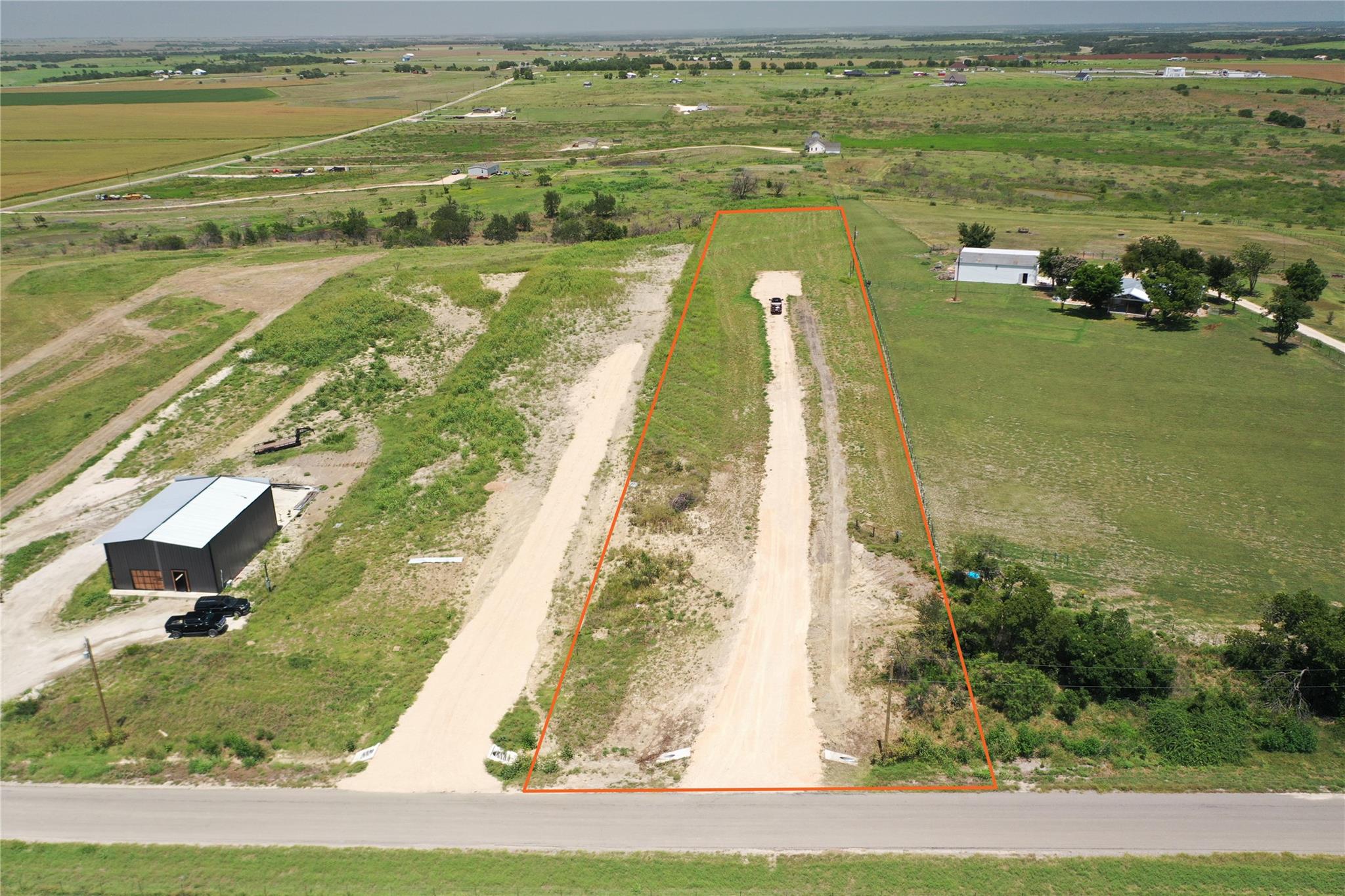 2069 County Road 455 Rd, Coupland, TX 78615