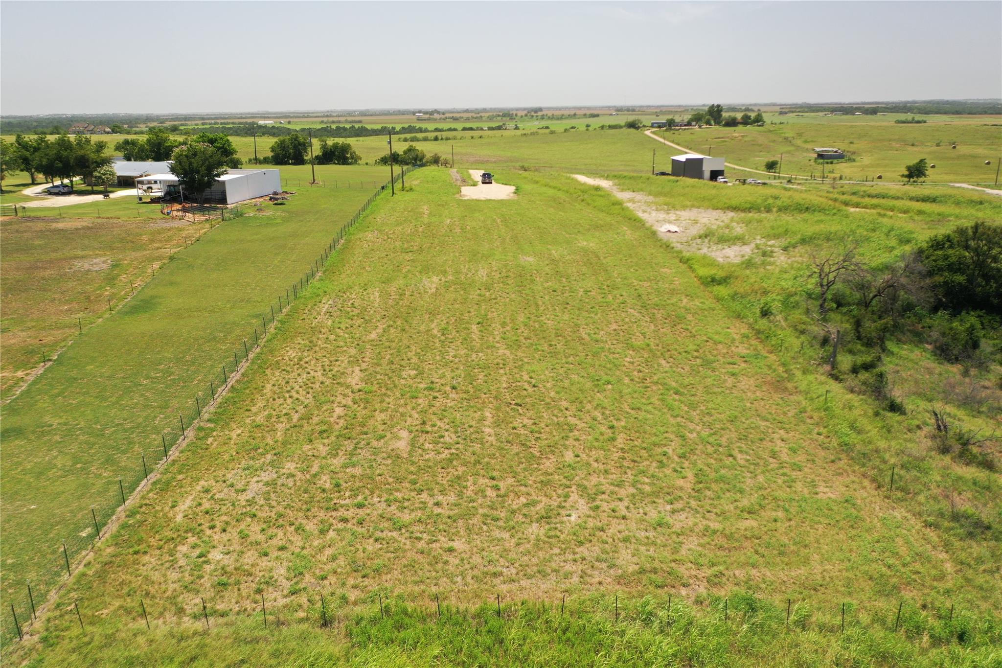 2069 County Road 455 Rd, Coupland, TX 78615