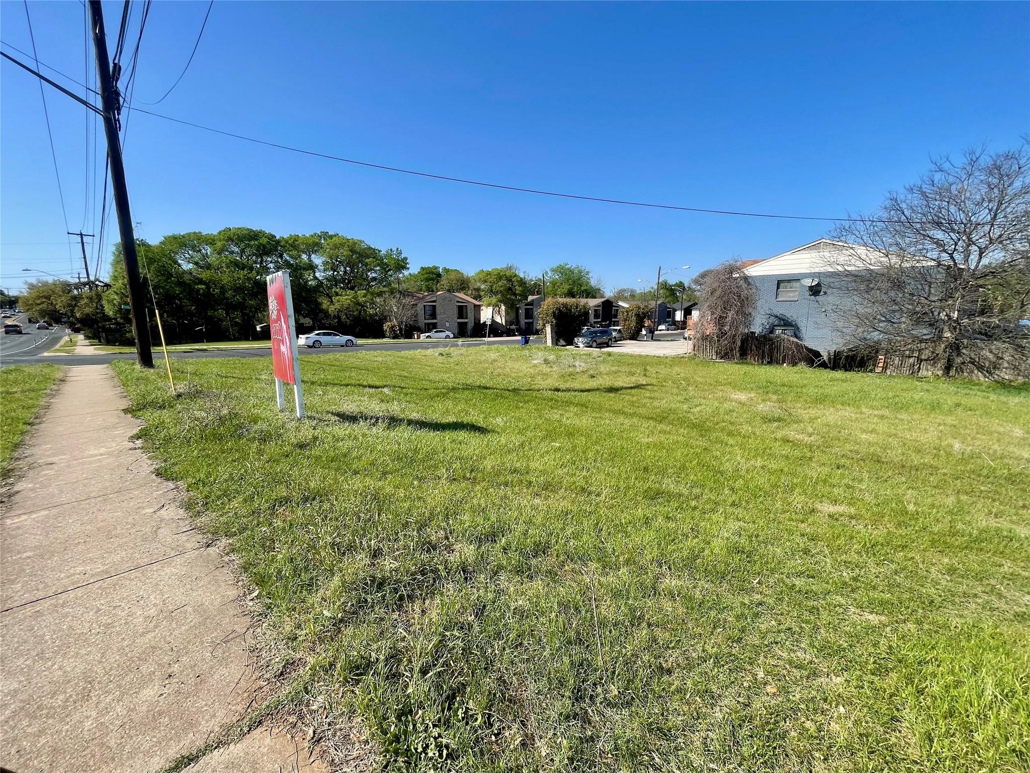 1700 W Stassney Ln, Austin, TX 78745