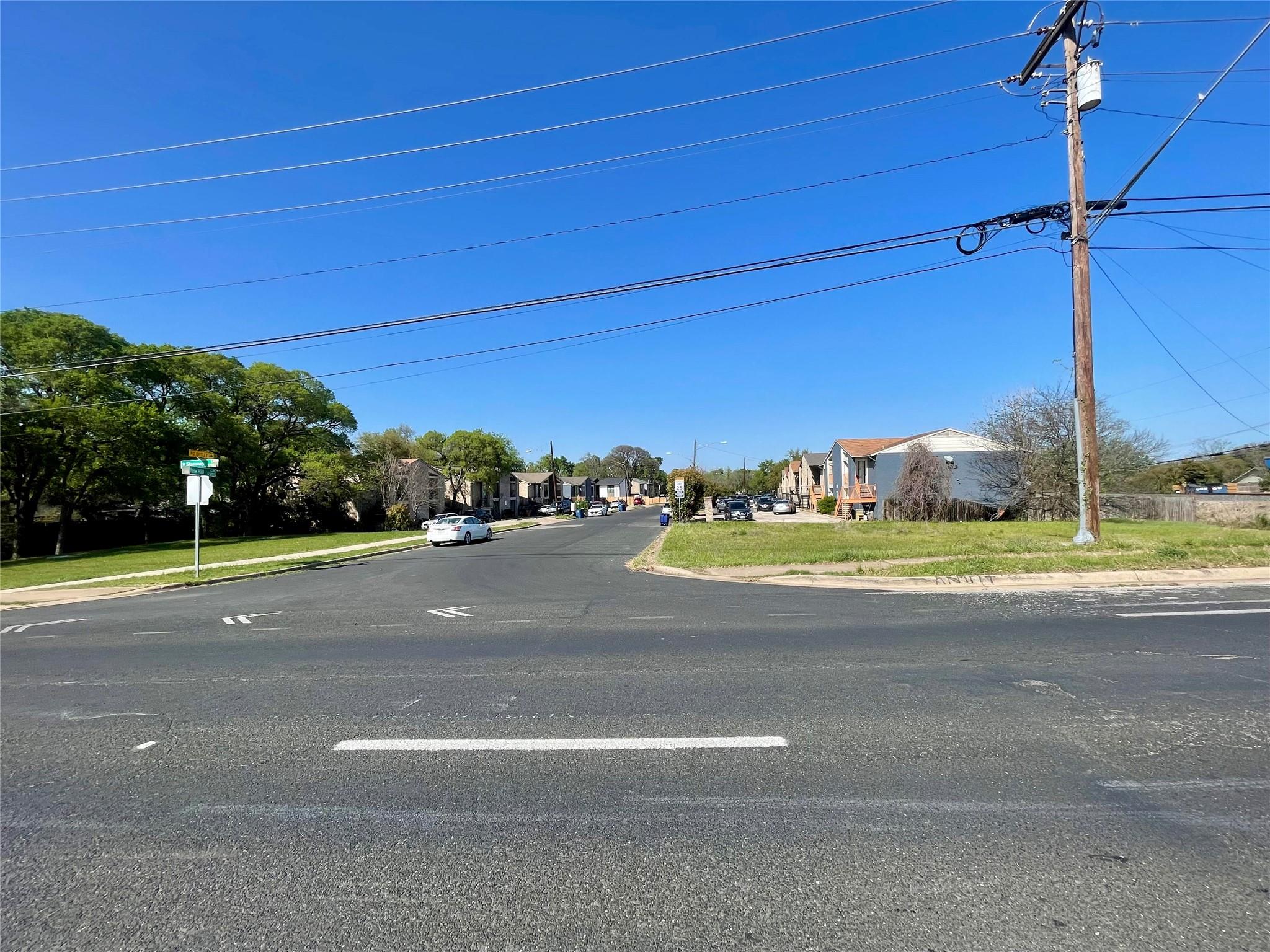 1700 W Stassney Ln, Austin, TX 78745