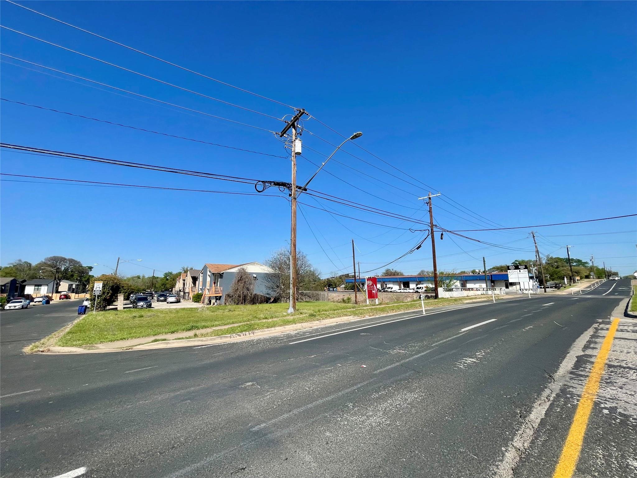 1700 W Stassney Ln, Austin, TX 78745