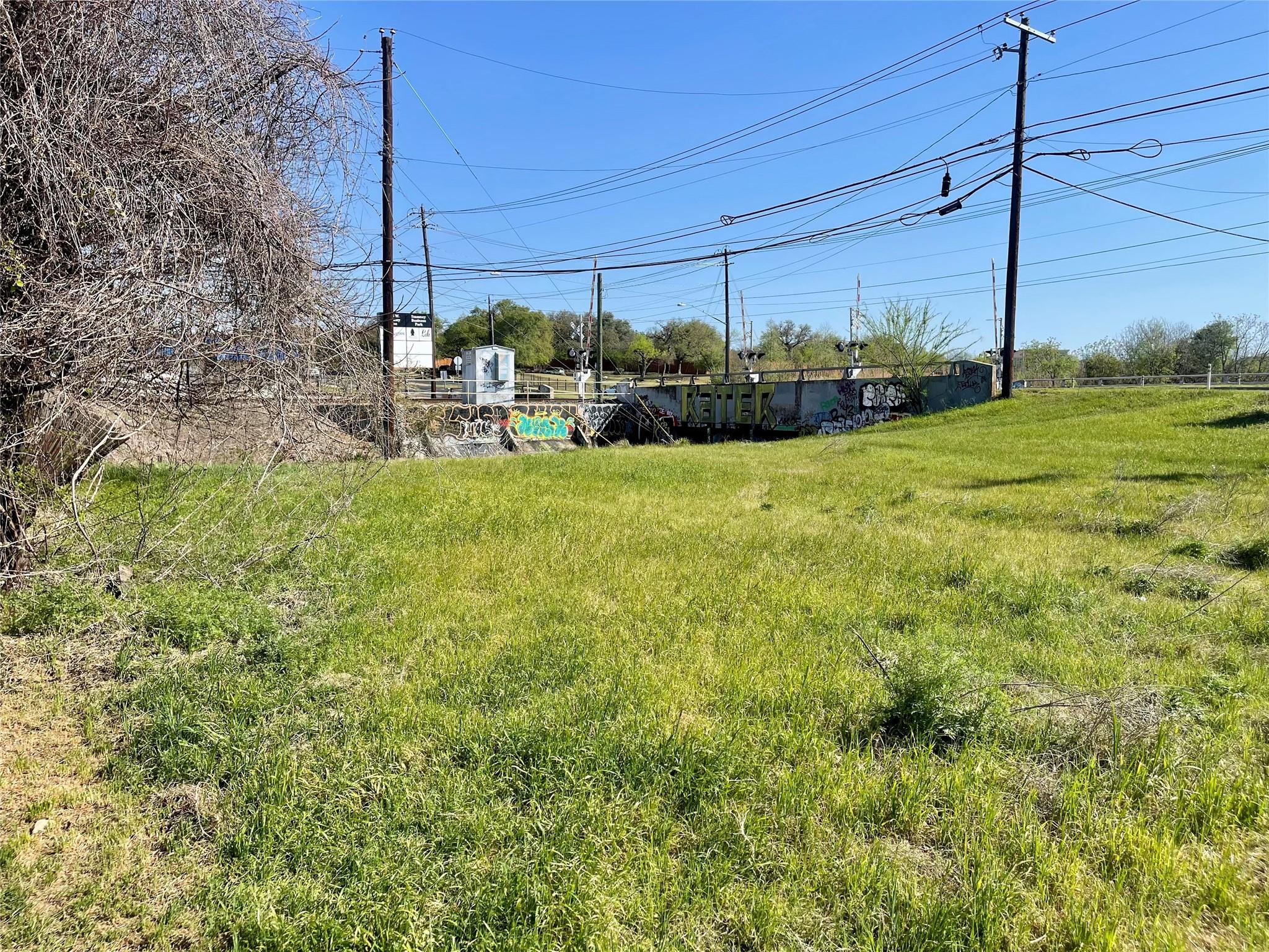 1700 W Stassney Ln, Austin, TX 78745