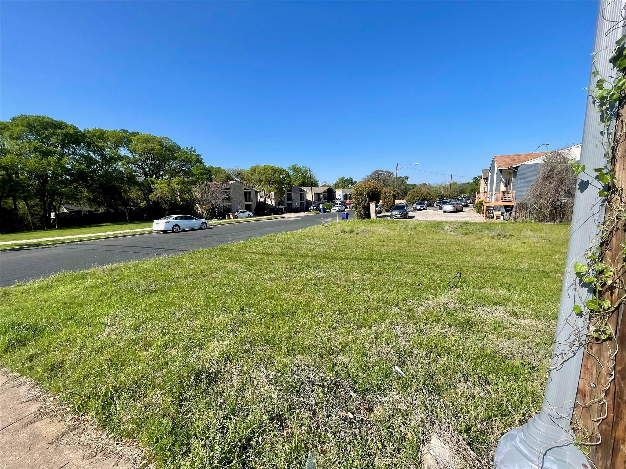 1700 W Stassney Ln, Austin, TX 78745