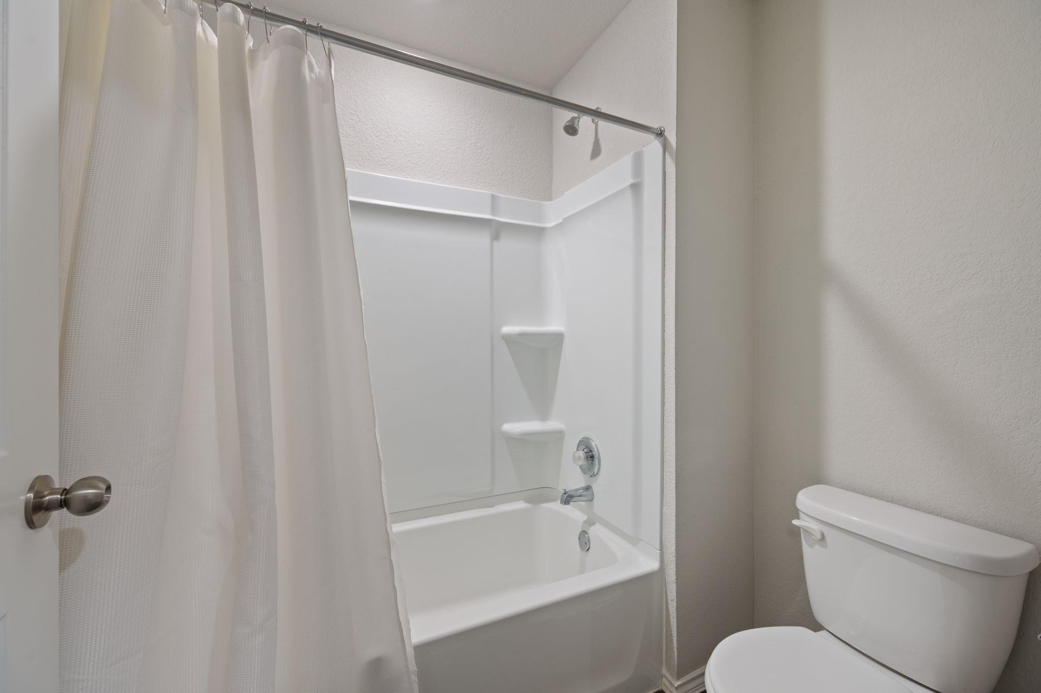 6120 Shanjia Dr, Austin, TX 78724