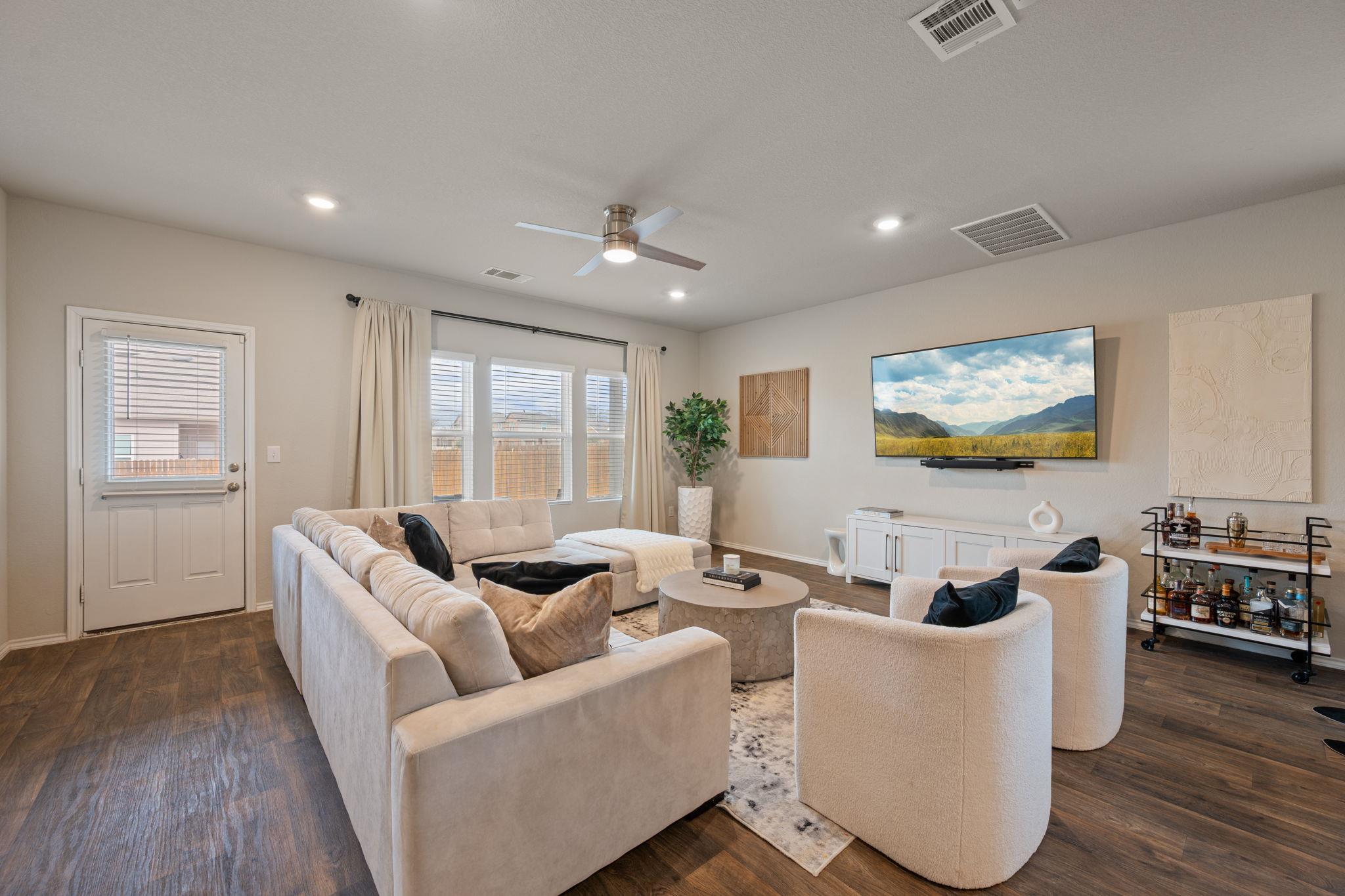 6120 Shanjia Dr, Austin, TX 78724