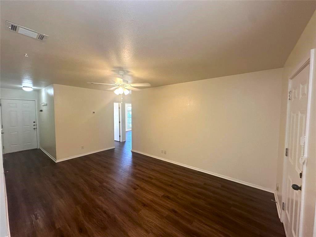 8510 Woodstone Dr, Austin, TX 78757