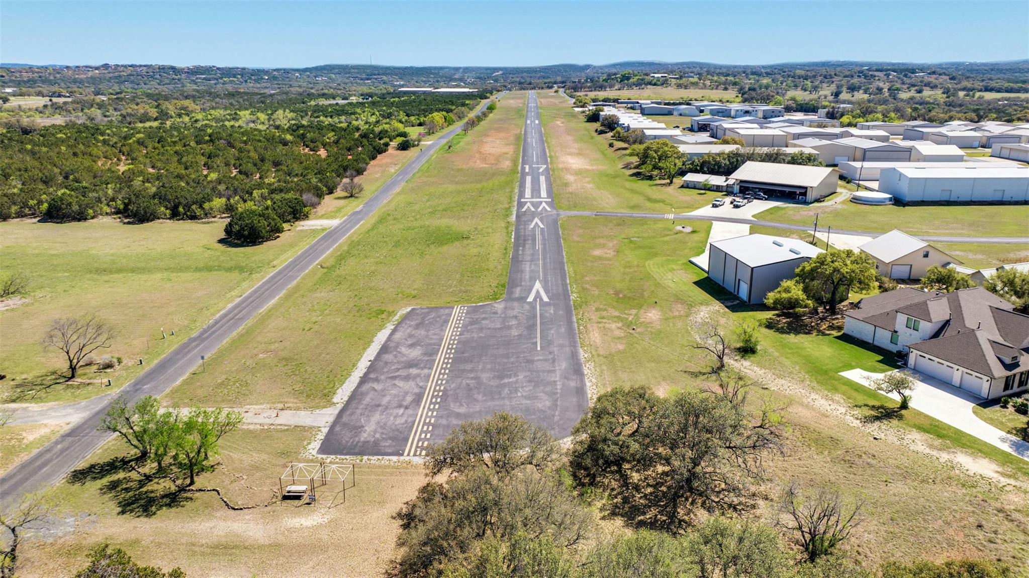000 Eton Ln, Spicewood, TX 78669