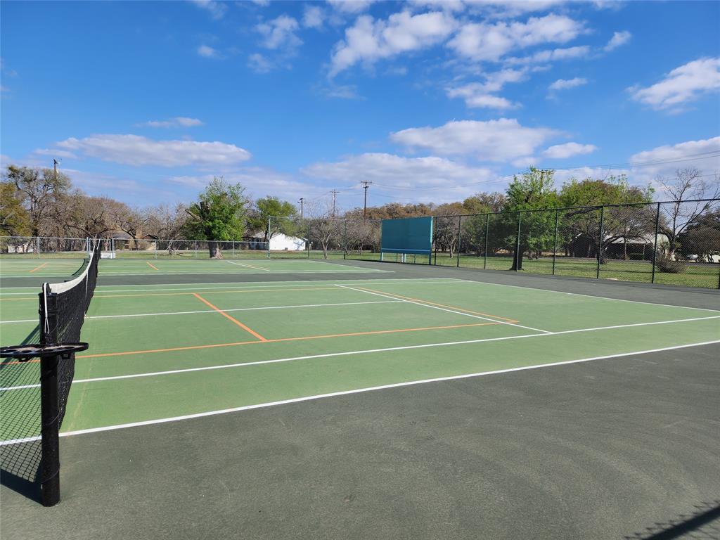 000 Eton Ln, Spicewood, TX 78669