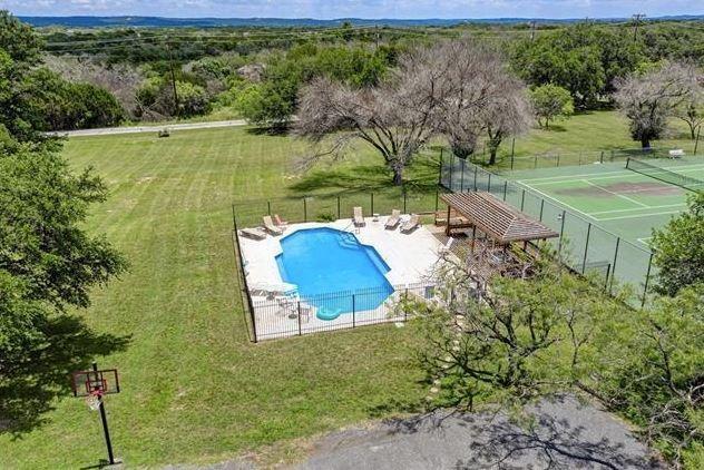 000 Eton Ln, Spicewood, TX 78669