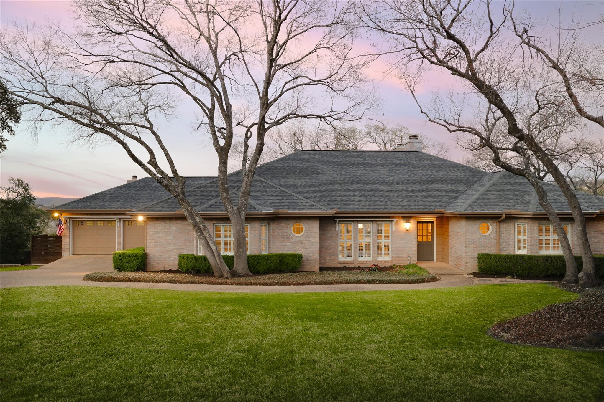 3511 Riva Ridge Rd, Austin, TX 78746