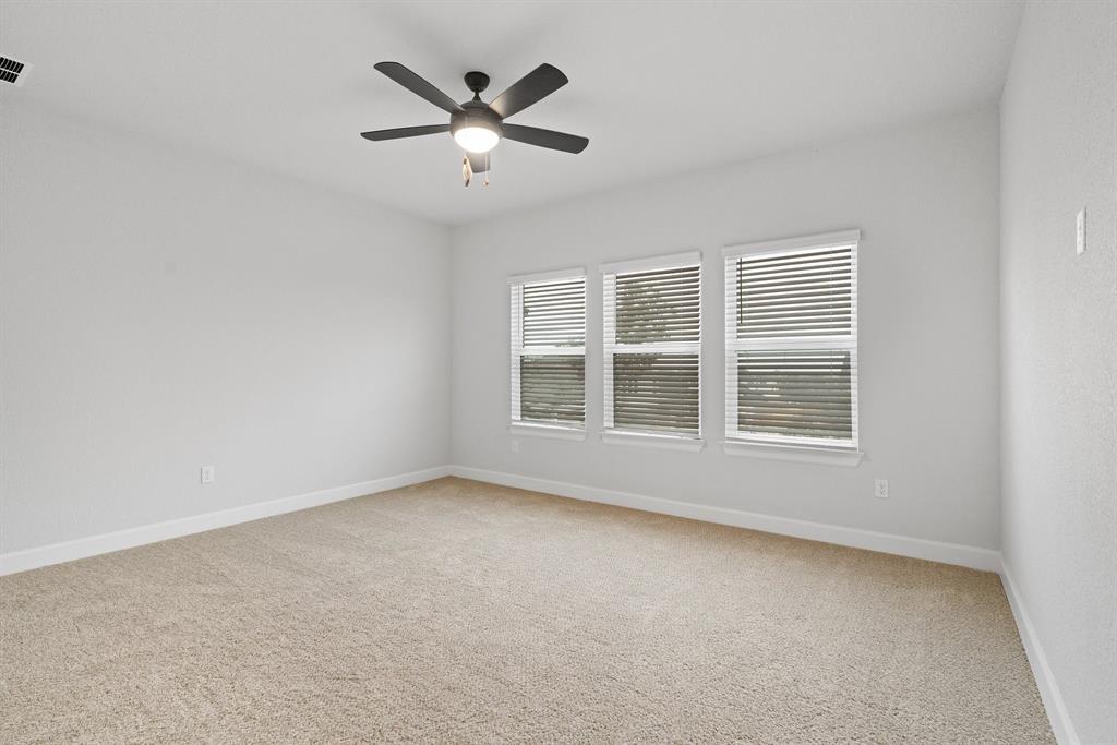 235 Kings Pine Dr, Dripping Springs, TX 78620