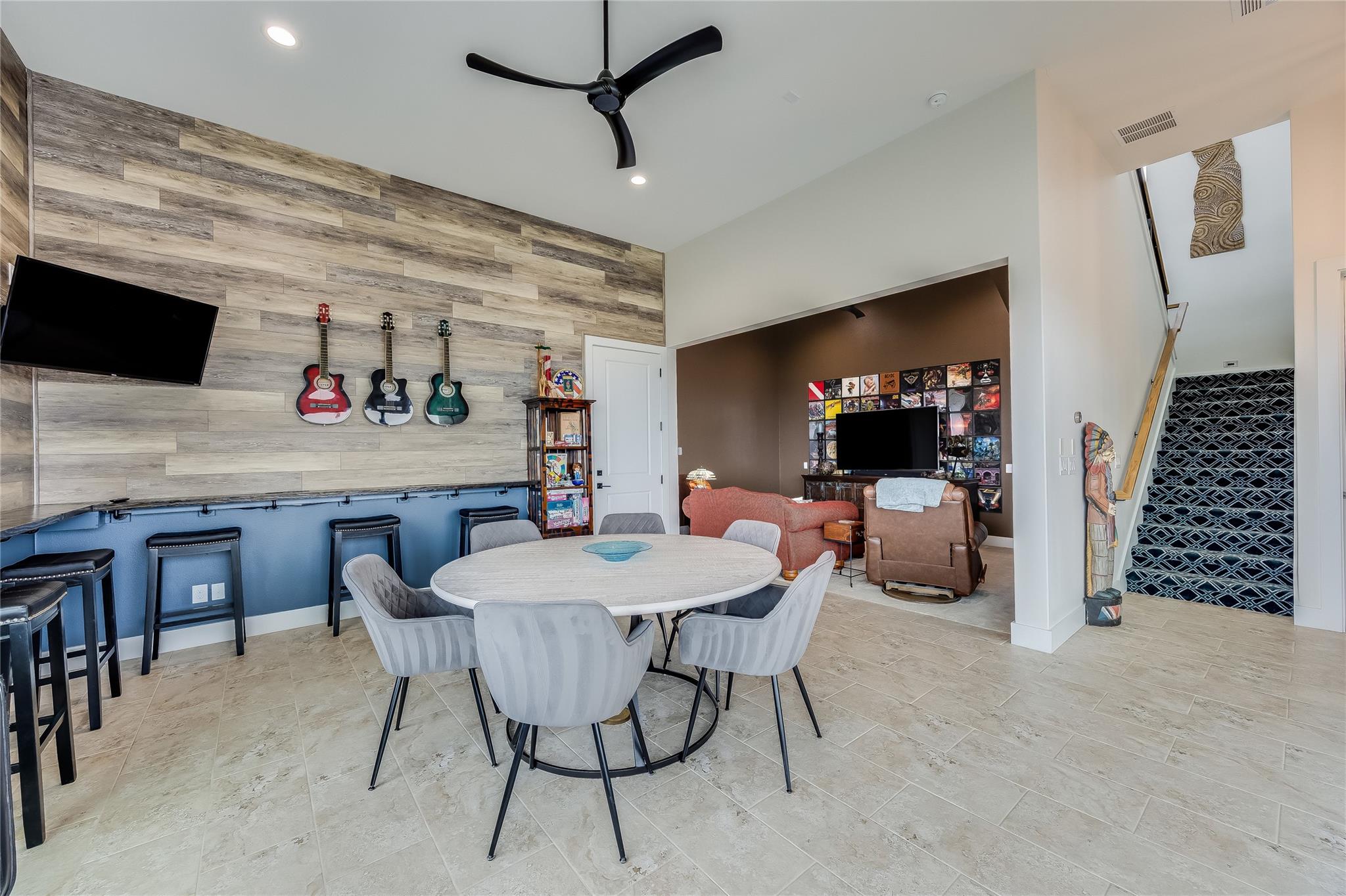 8612 Tip Top Dr # 2, Jonestown, TX 78645