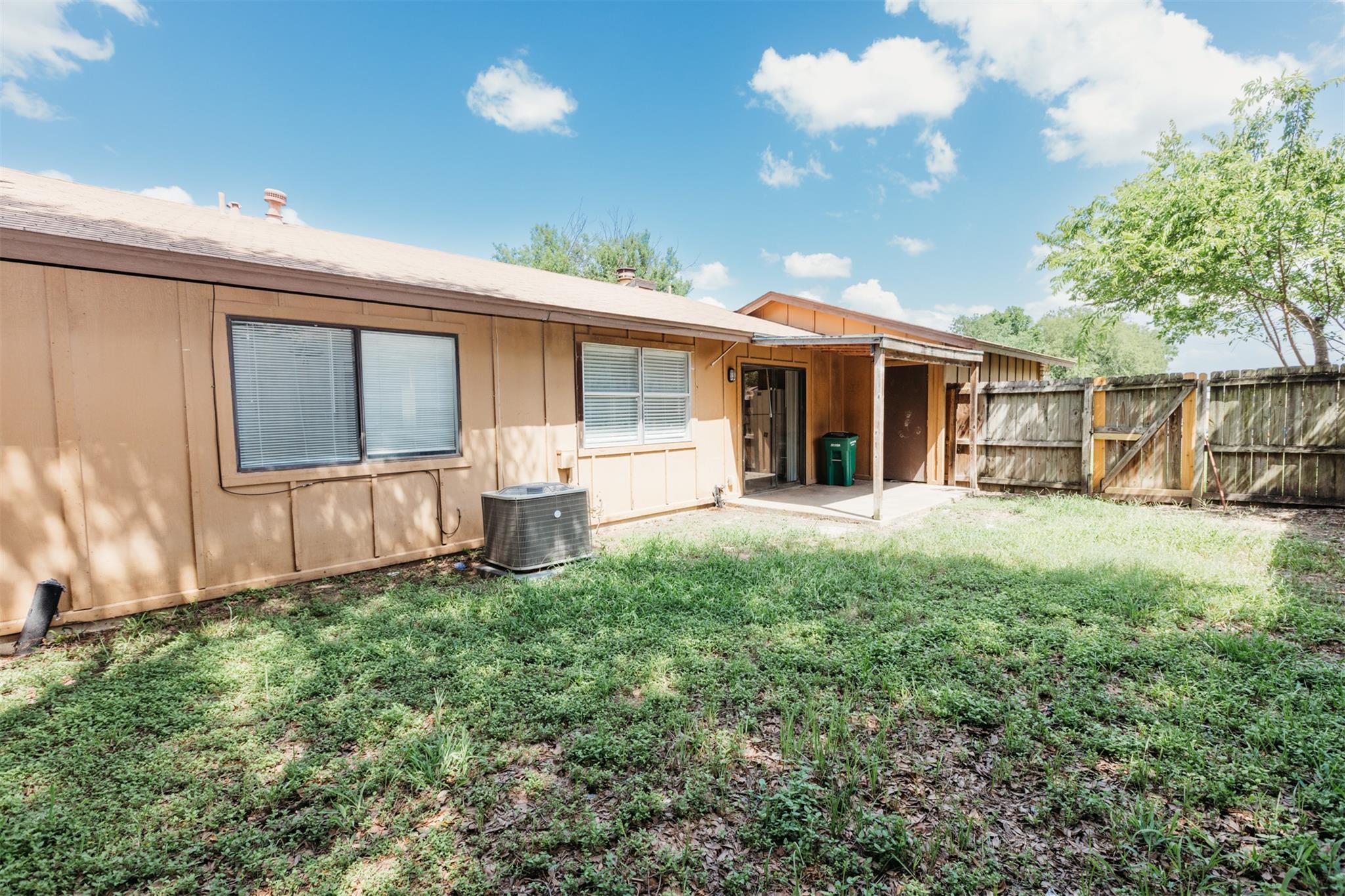 11400 Walnut Ridge Dr # A, Austin, TX 78753