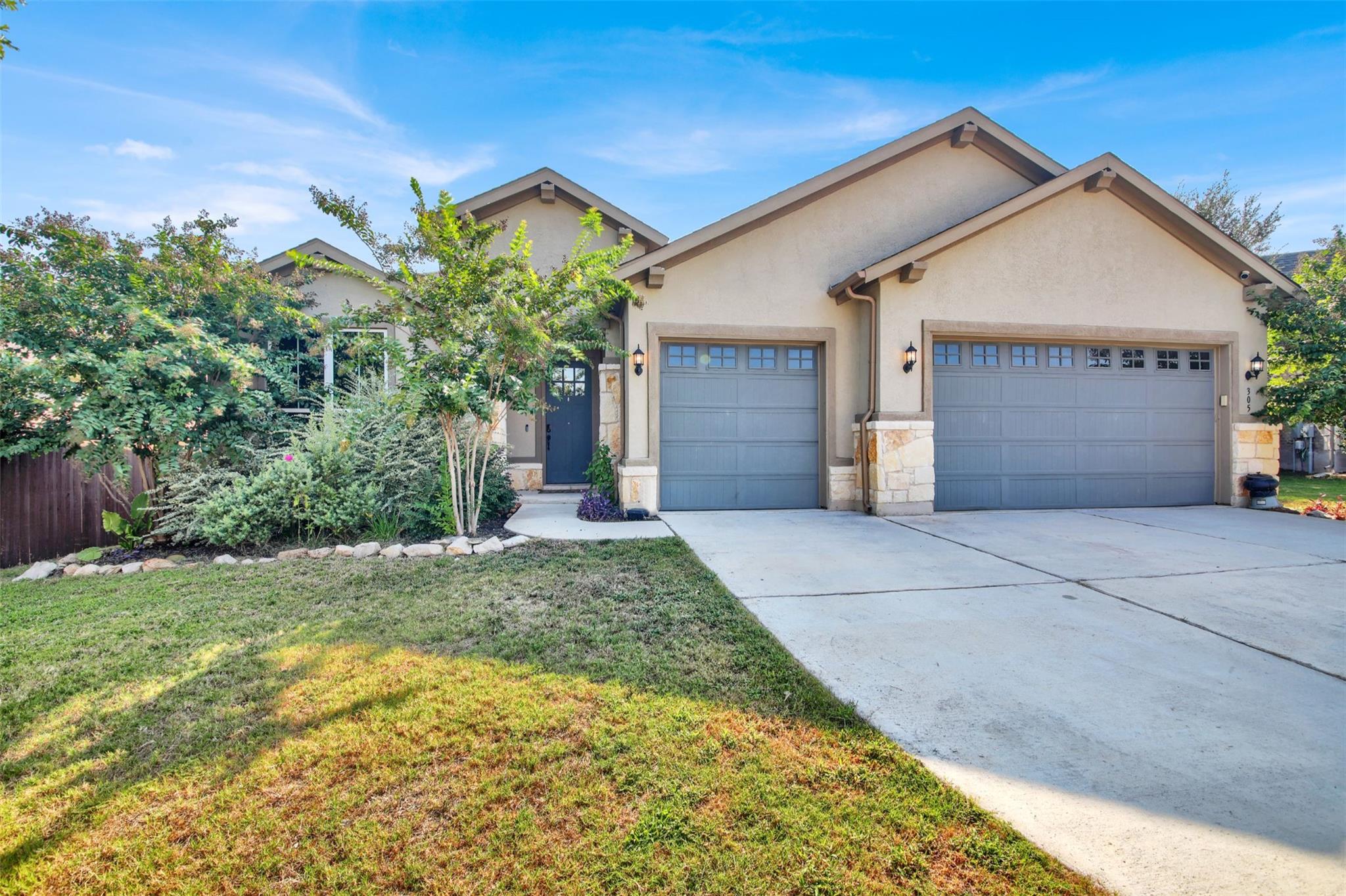 305 Verbena Dr, Marble Falls, TX 78654