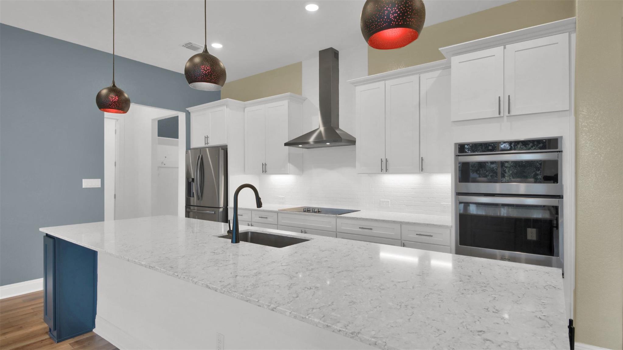 305 Verbena Dr, Marble Falls, TX 78654