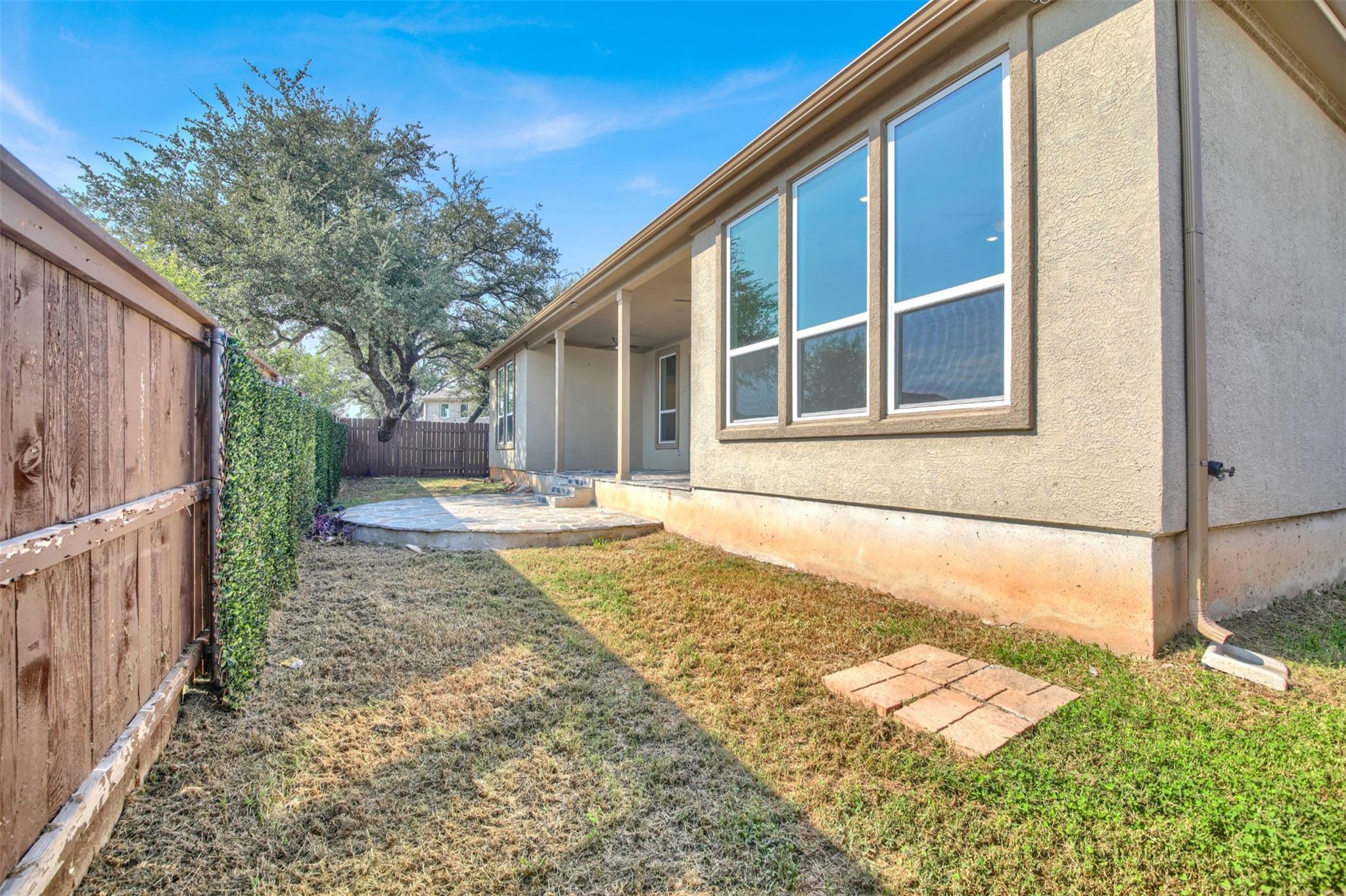 305 Verbena Dr, Marble Falls, TX 78654