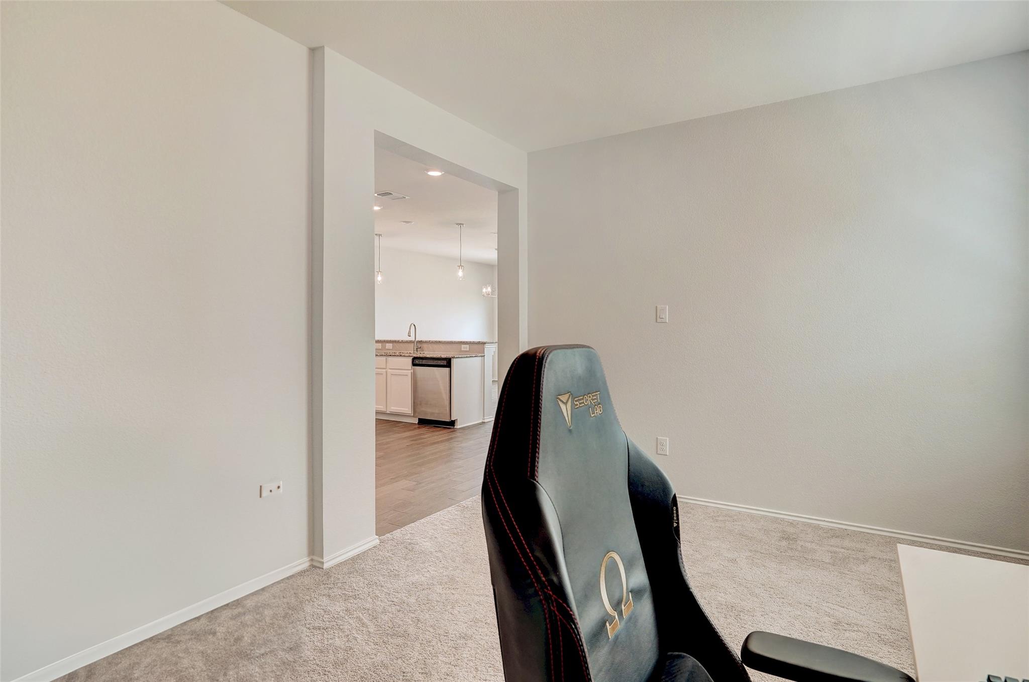 524 Barbary Coast Cv, Jarrell, TX 76537