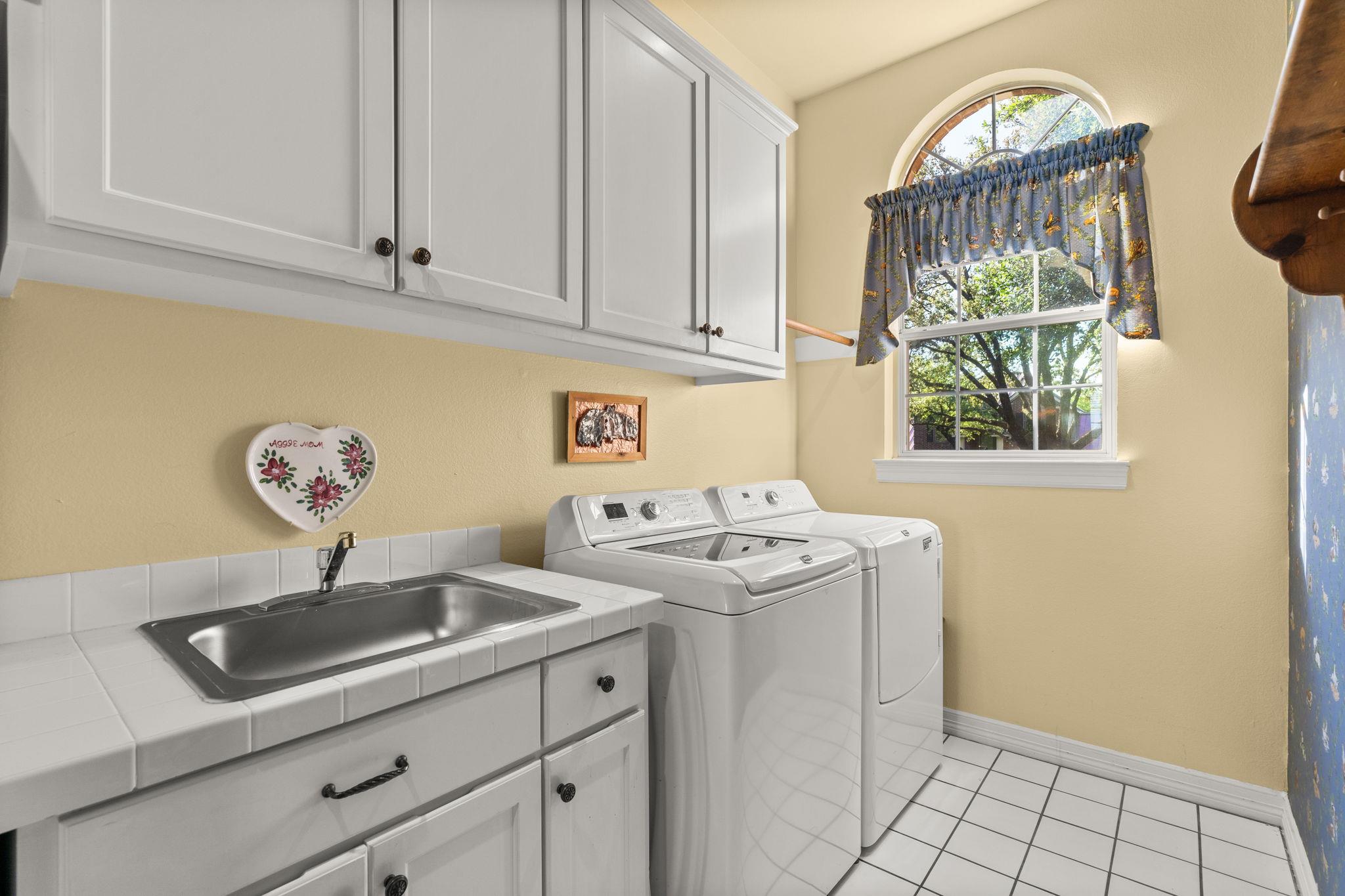2717 Bartons Bluff Ln, Austin, TX 78746