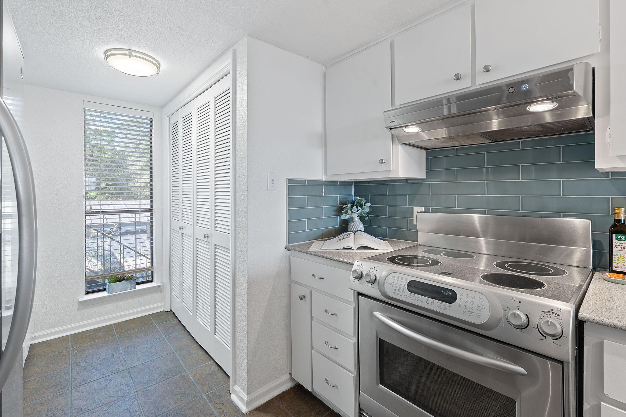 1101 Hollow Creek Dr # 2203, Austin, TX 78704