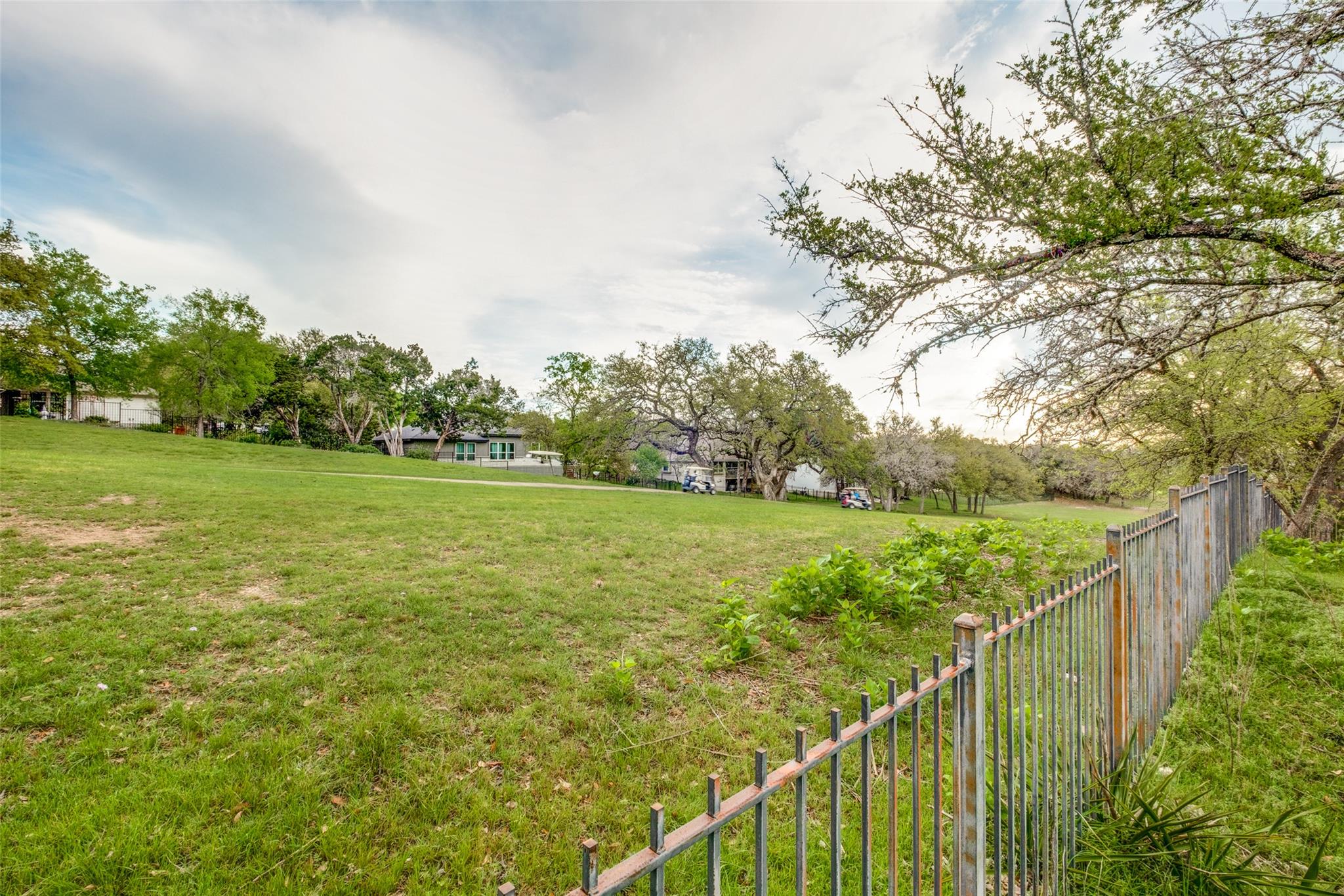 18510 Champions Cir, Lago Vista, TX 78645