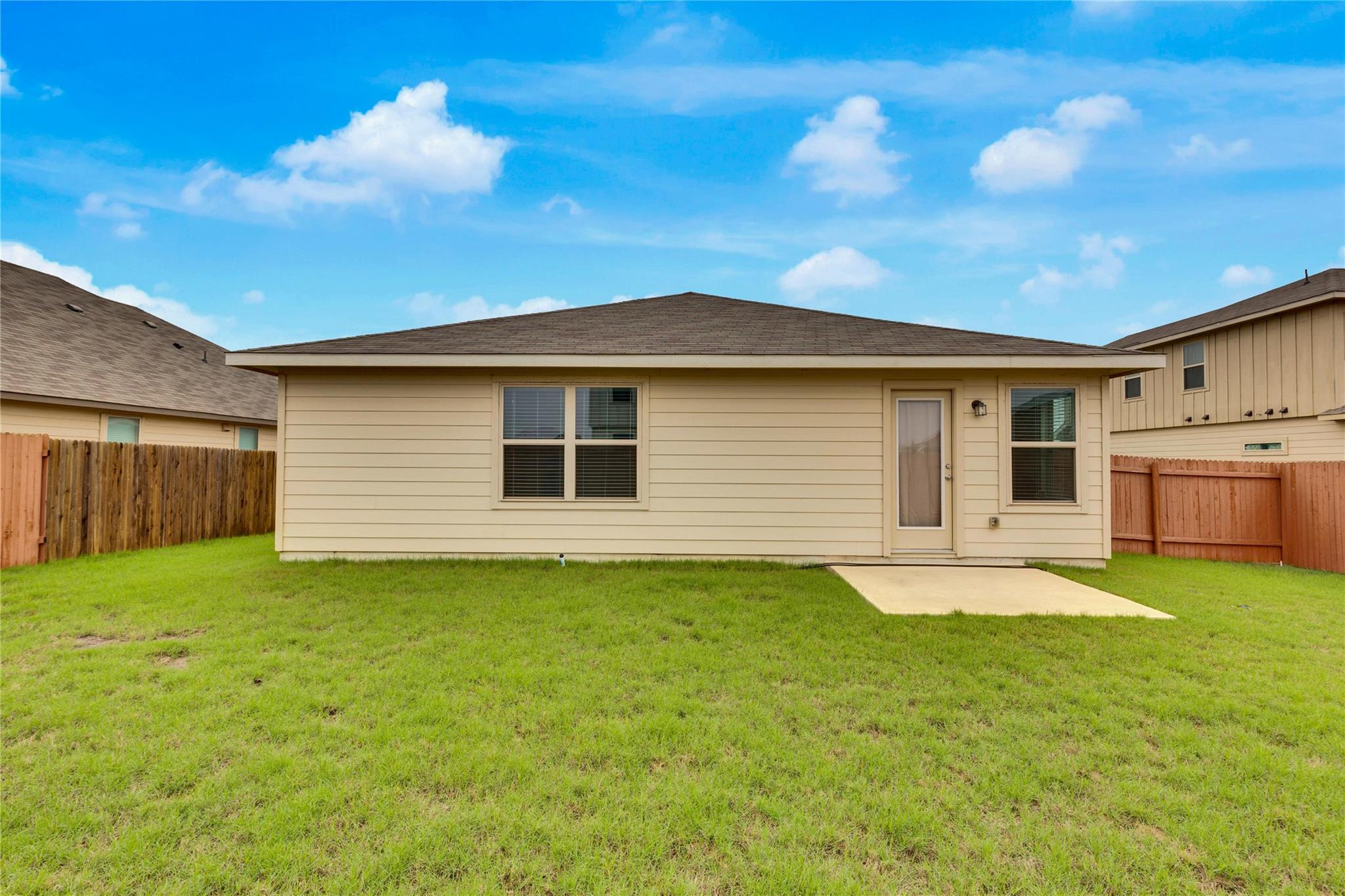 220 Evening Dusk Dr, Kyle, TX 78640