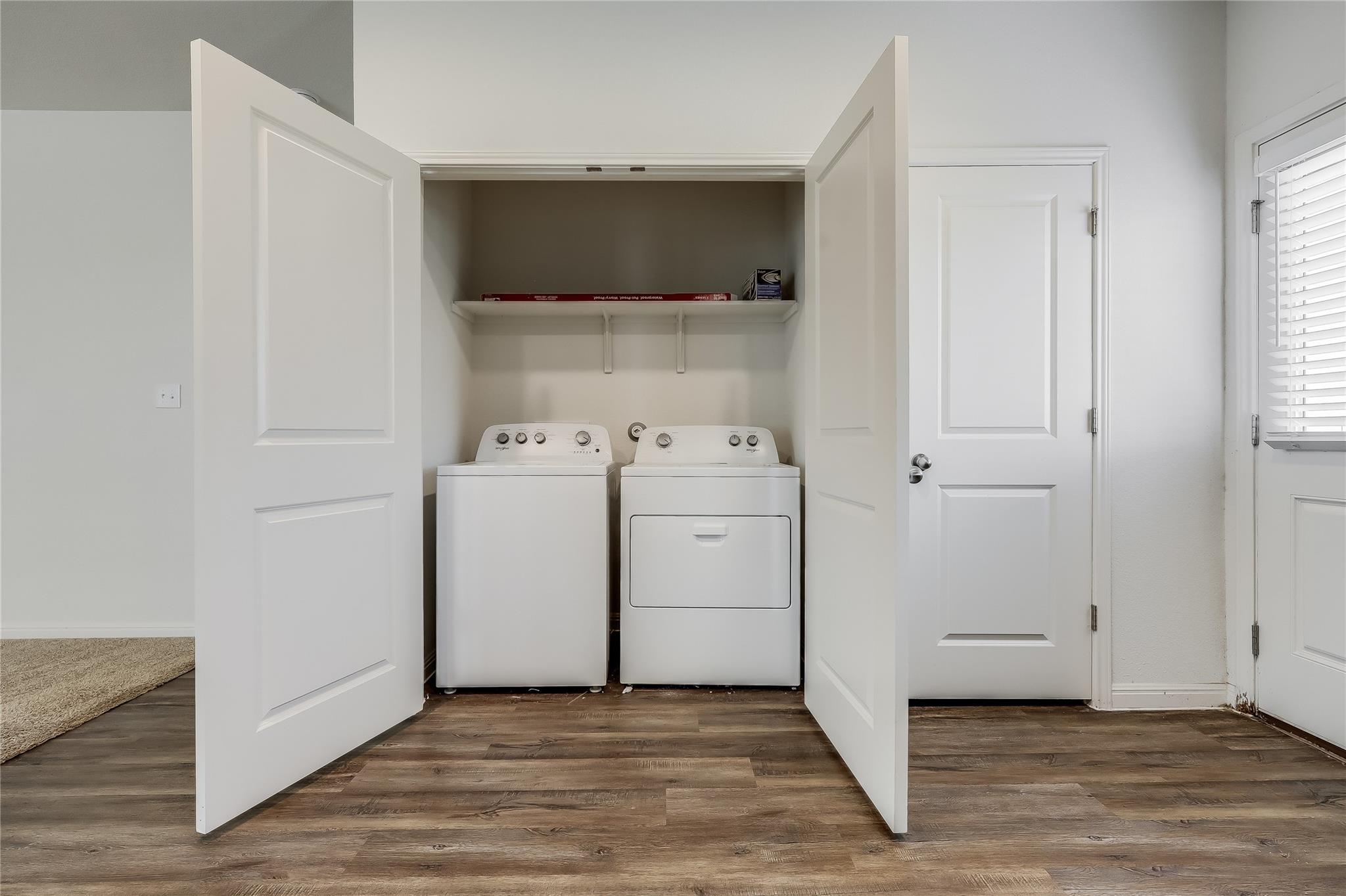 131 Peony Ln, Jarrell, TX 76537