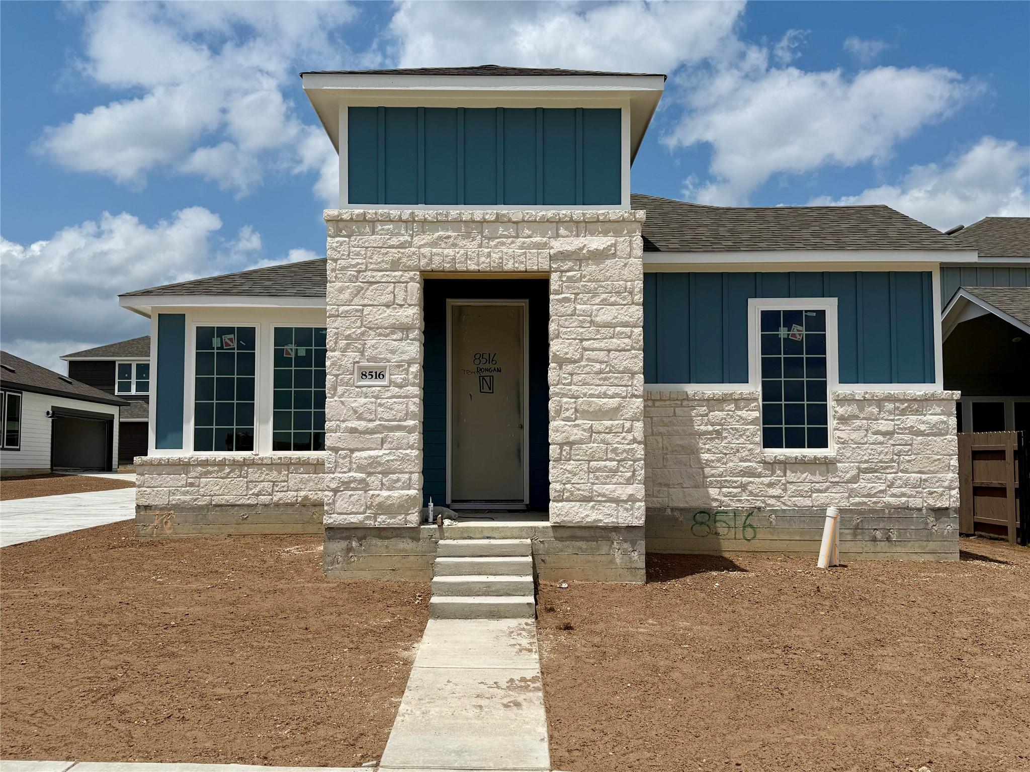 8516 Dongan Dr, Austin, TX 78744