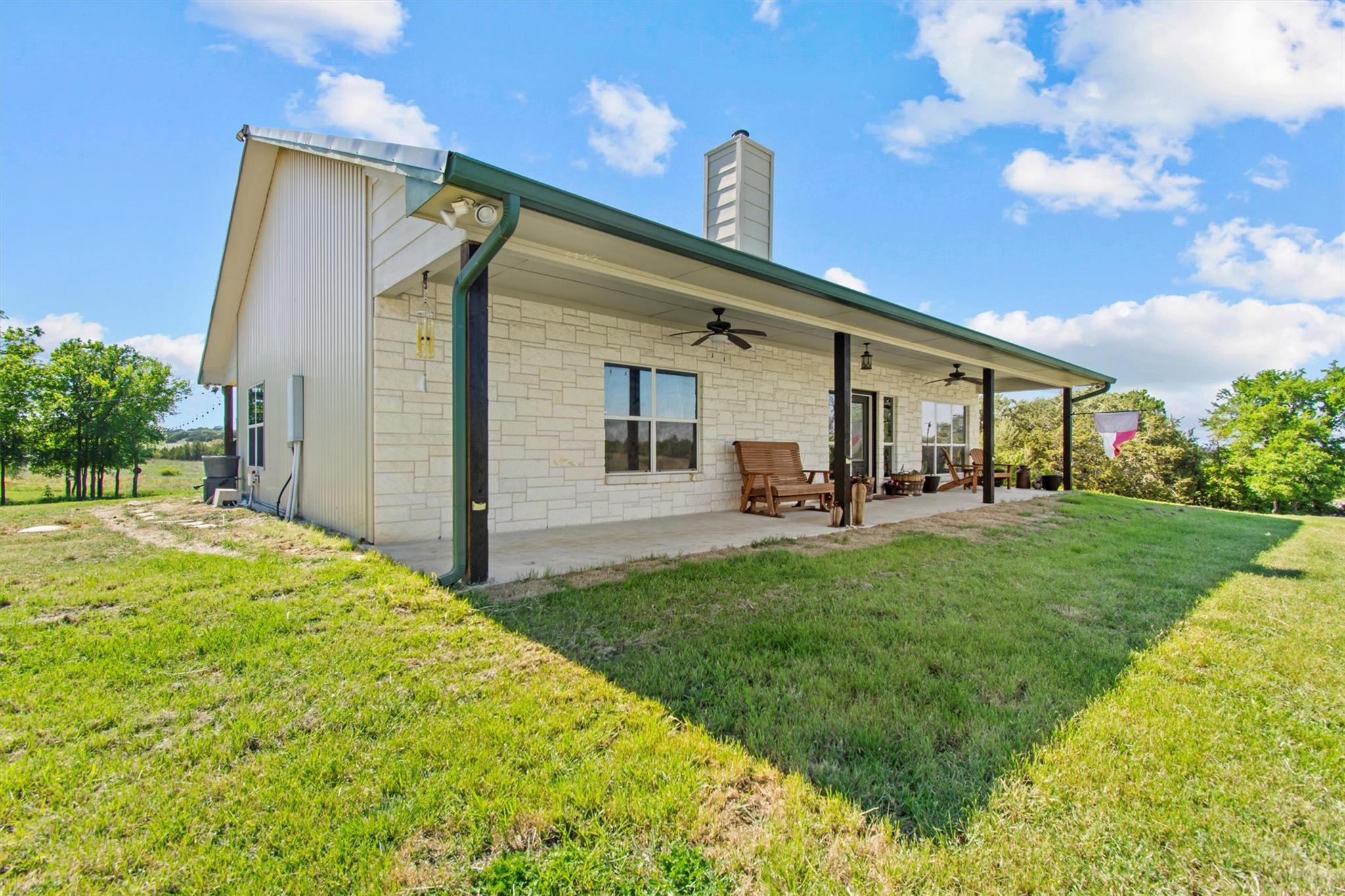 20489 Stillman Valley Rd, Florence, TX 76527