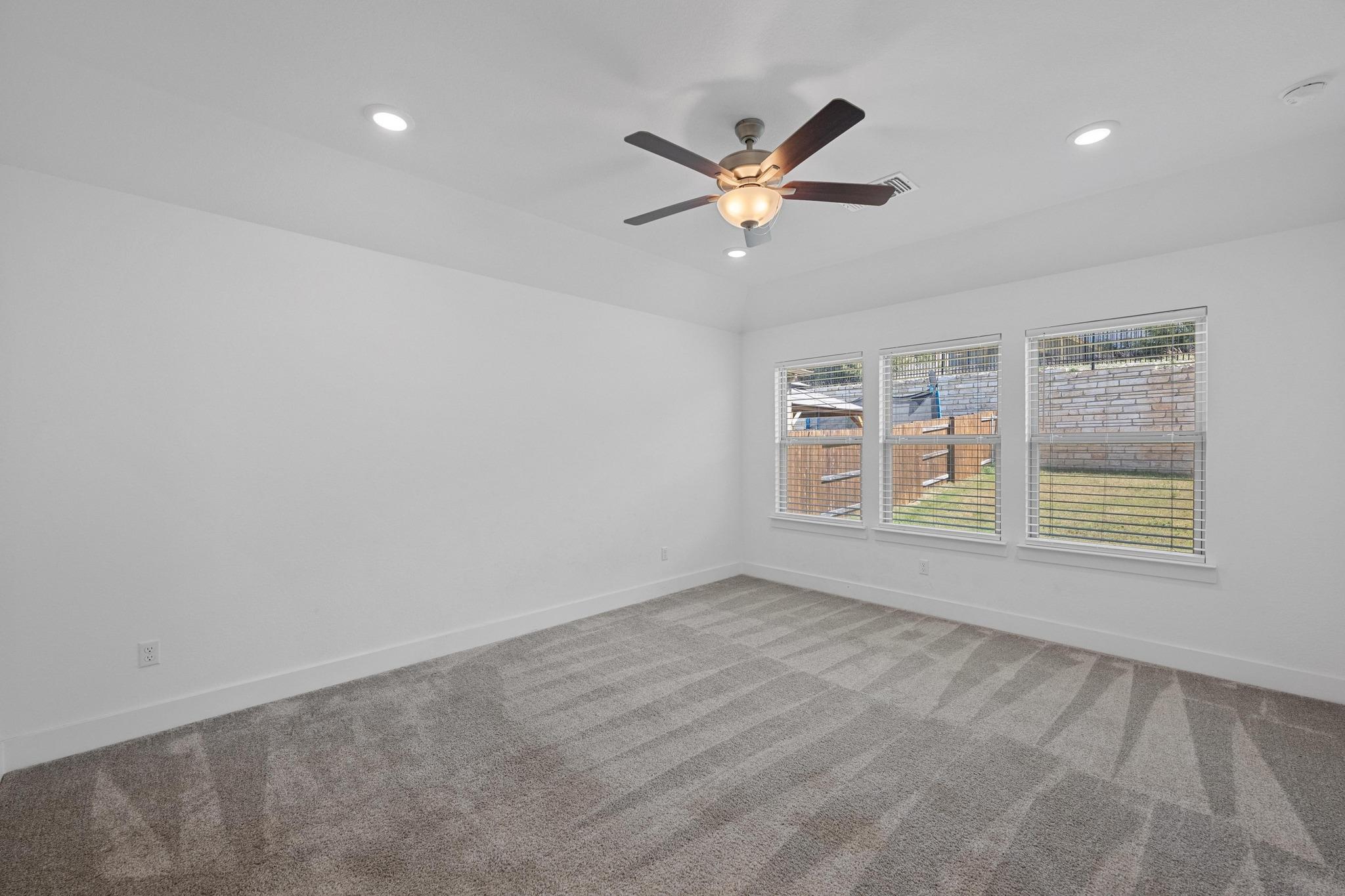 22309 Coyote Cave Trl, Spicewood, TX 78669