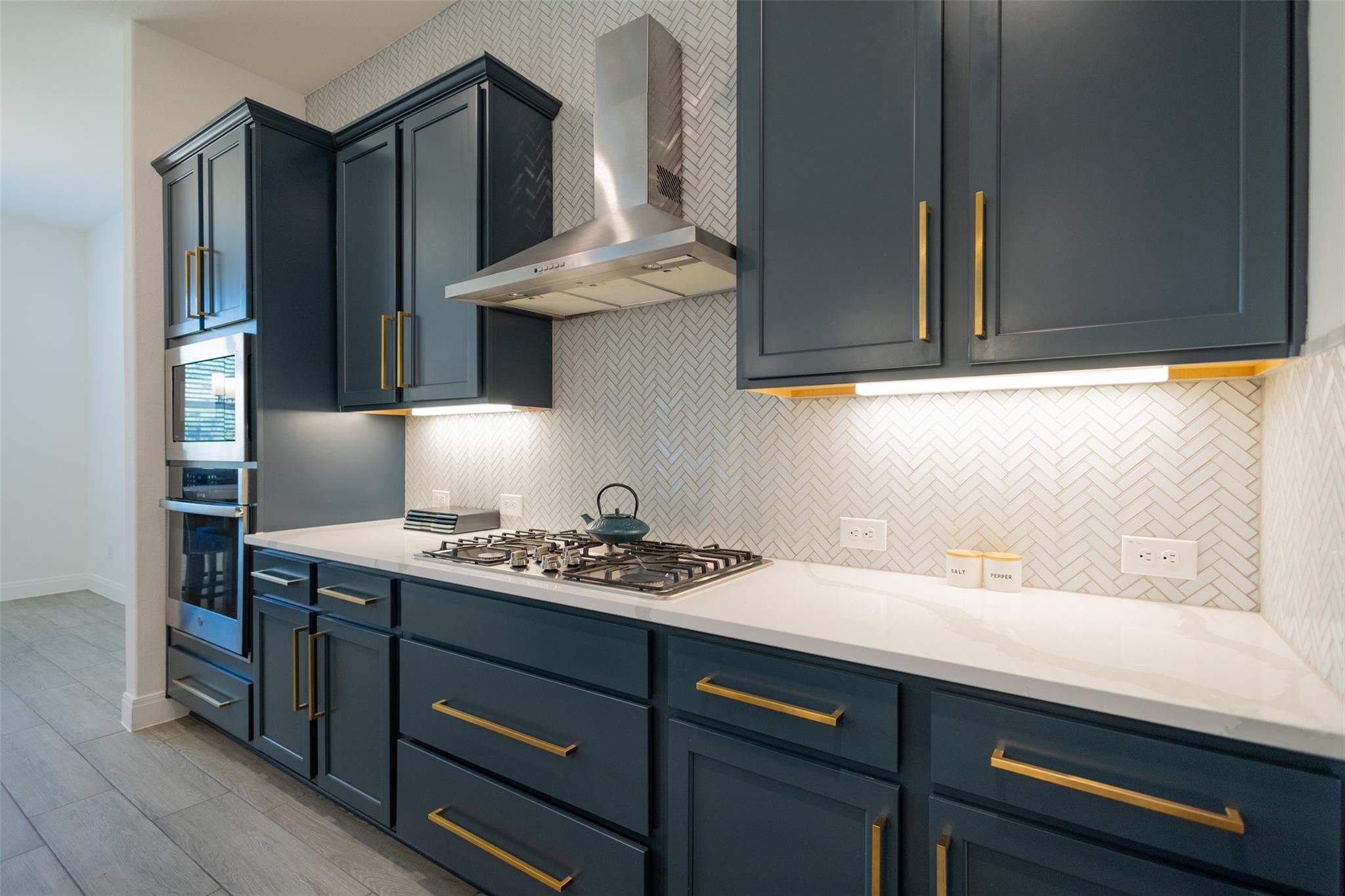 121 Black Talon Ln, Cedar Creek, TX 78612