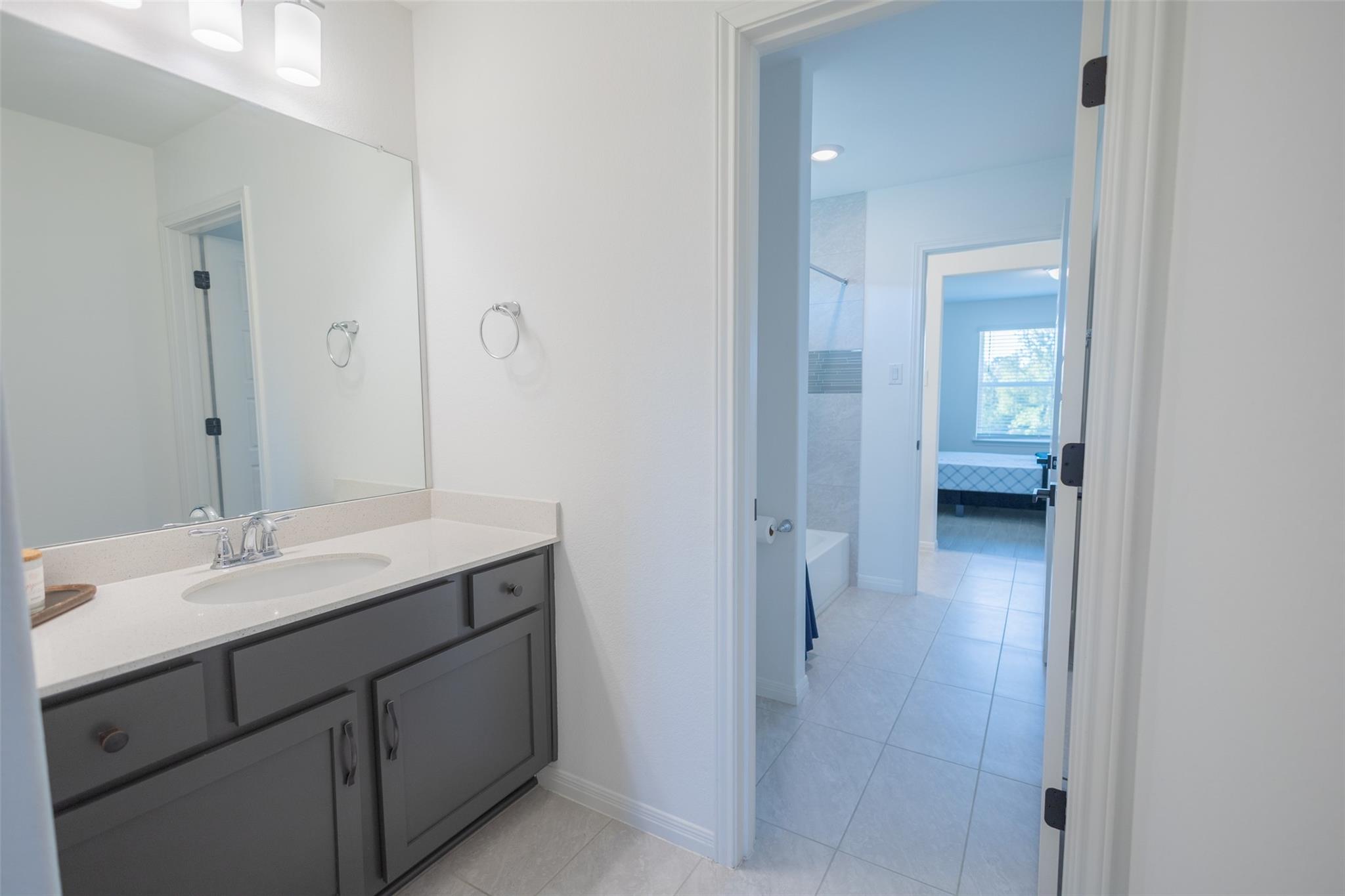 121 Black Talon Ln, Cedar Creek, TX 78612