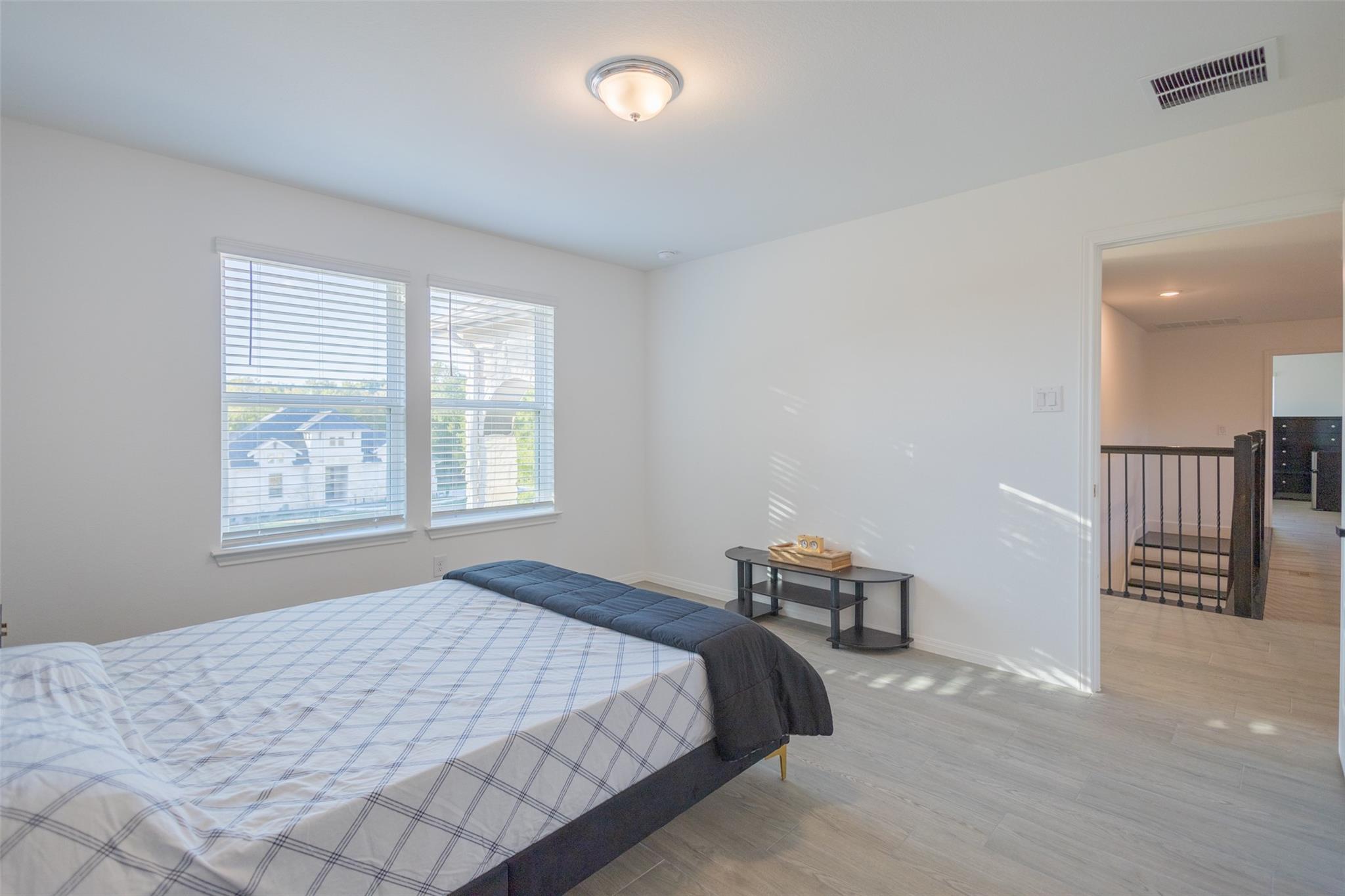 121 Black Talon Ln, Cedar Creek, TX 78612