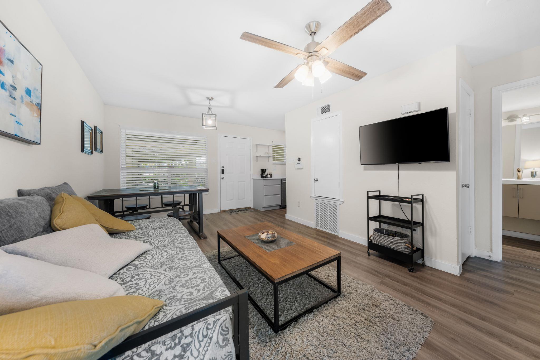 1514 Parker Ln # 107, Austin, TX 78741