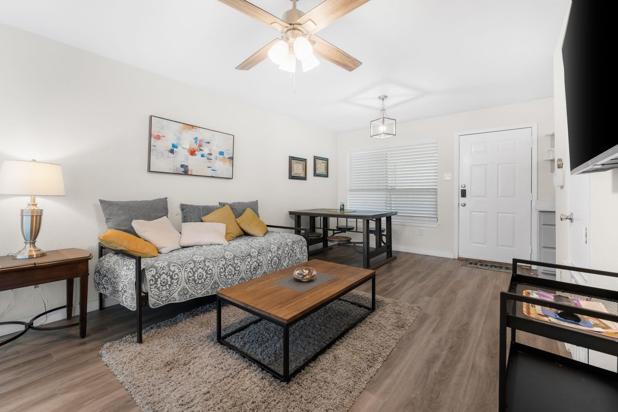 1514 Parker Ln # 107, Austin, TX 78741