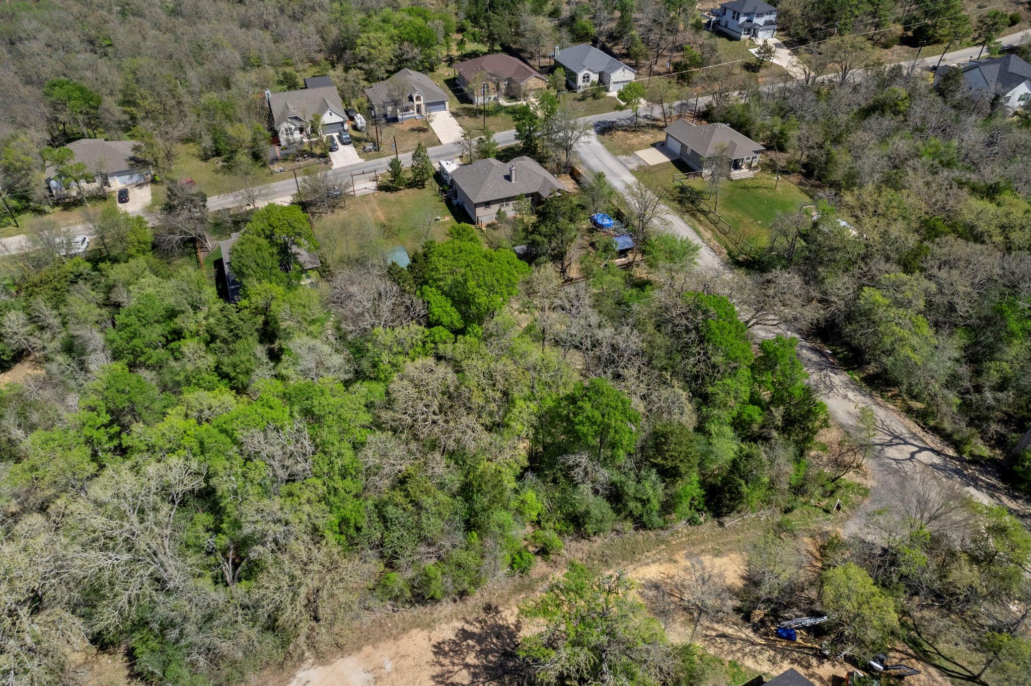 106 Kauloo Ct, Bastrop, TX 78602