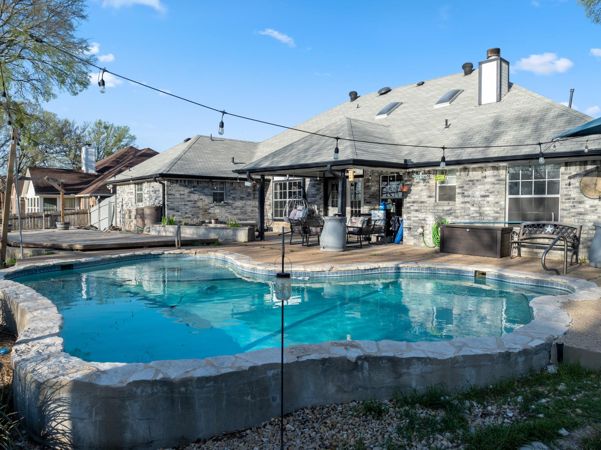 711 Mueller St, Copperas Cove, TX 76522