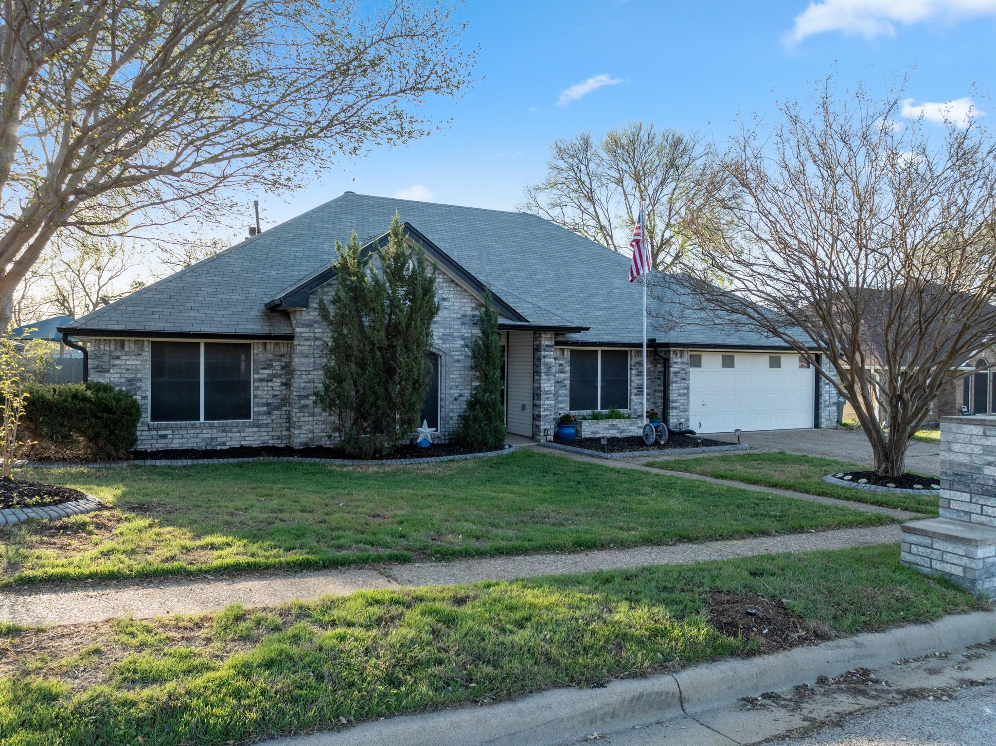 711 Mueller St, Copperas Cove, TX 76522
