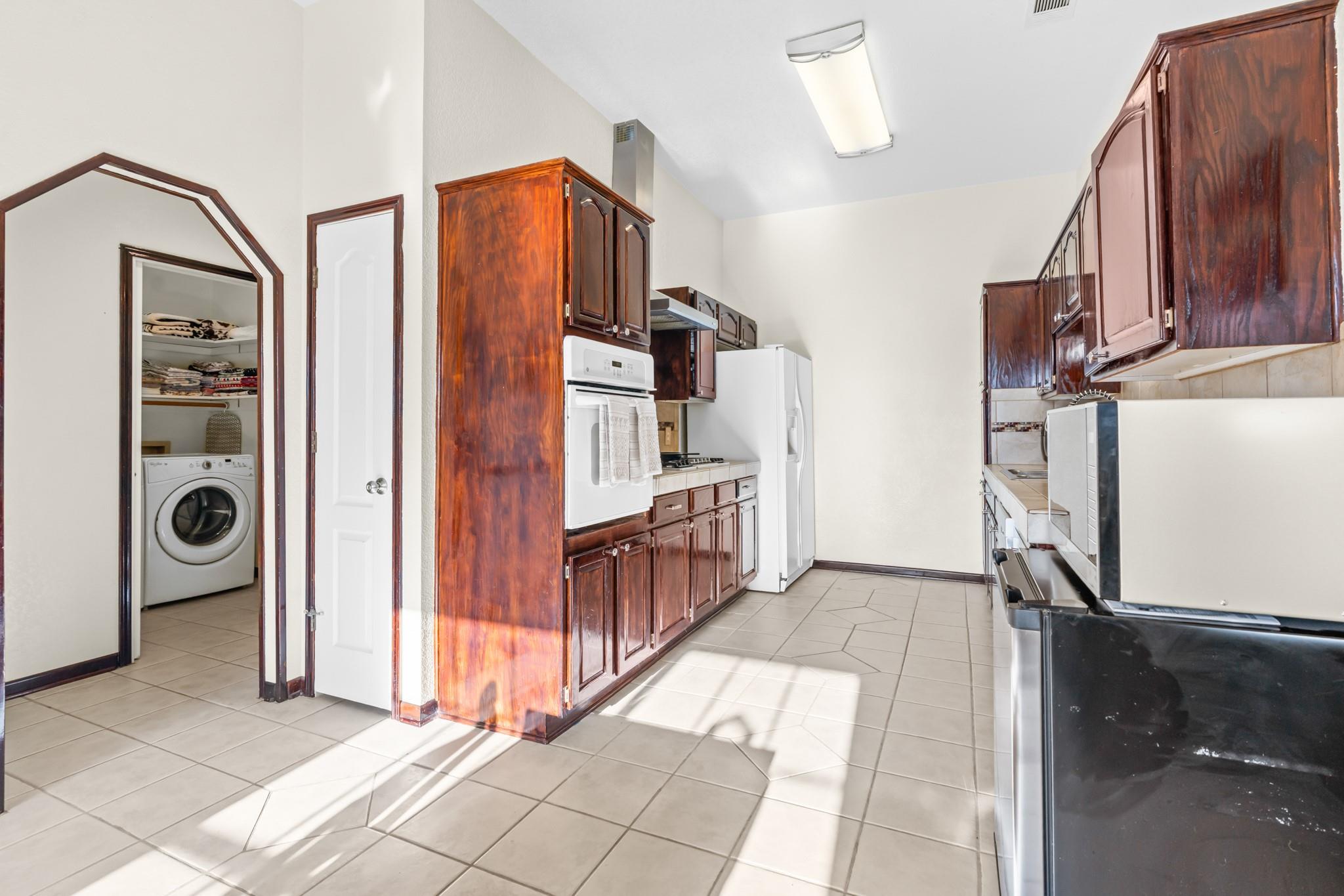 711 Mueller St, Copperas Cove, TX 76522