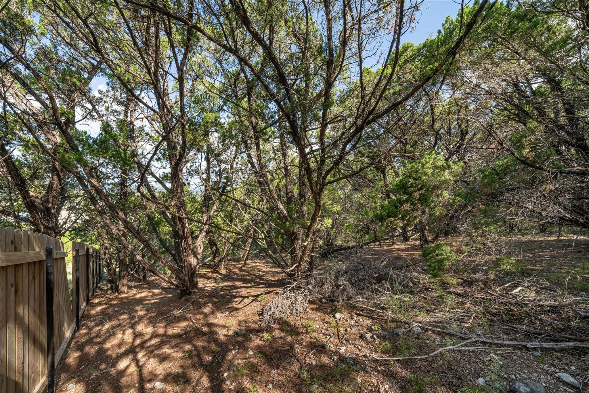 7900 Arapaho Trl, Lago Vista, TX 78645