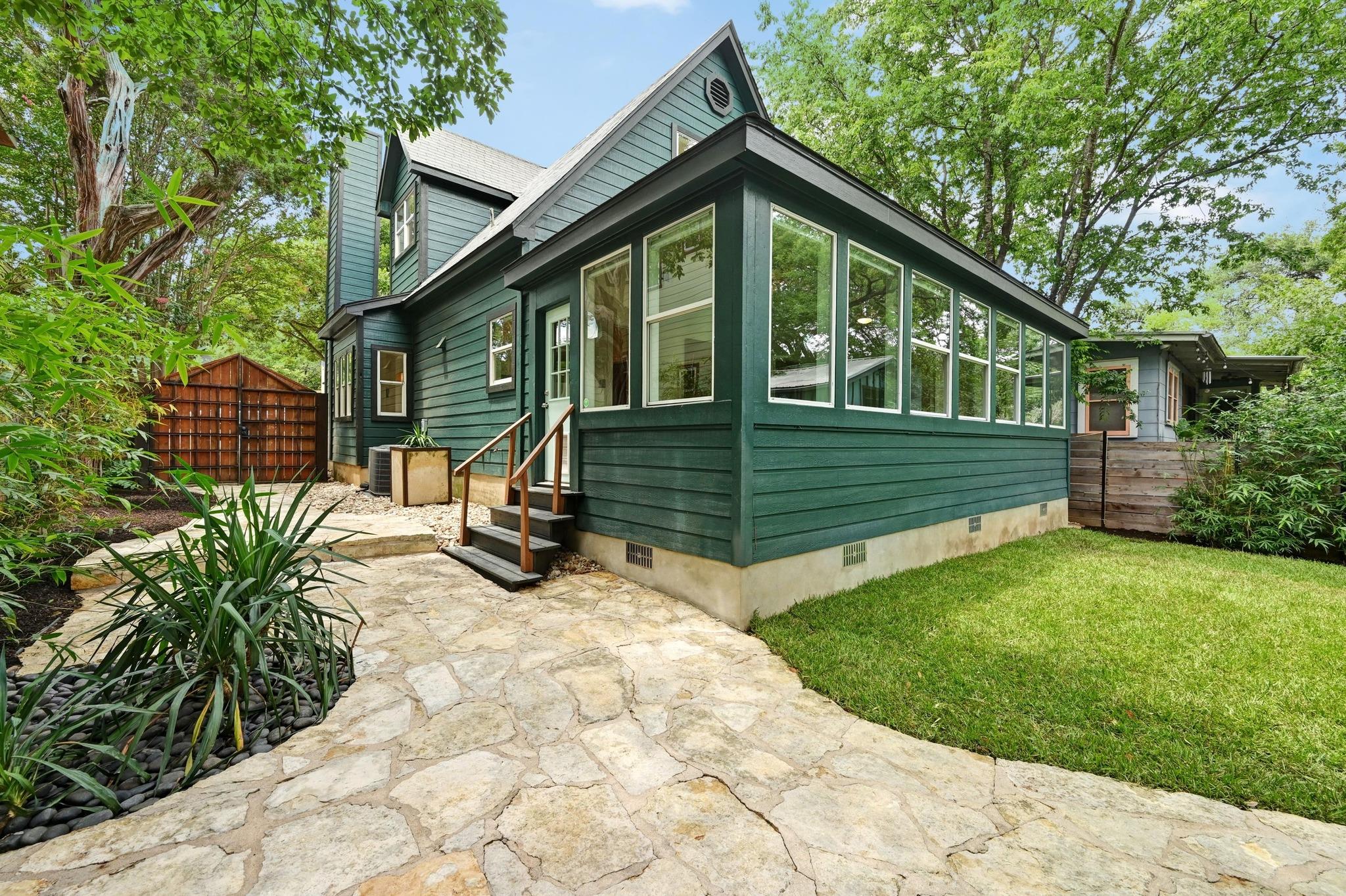 803 Jessie St, Austin, TX 78704