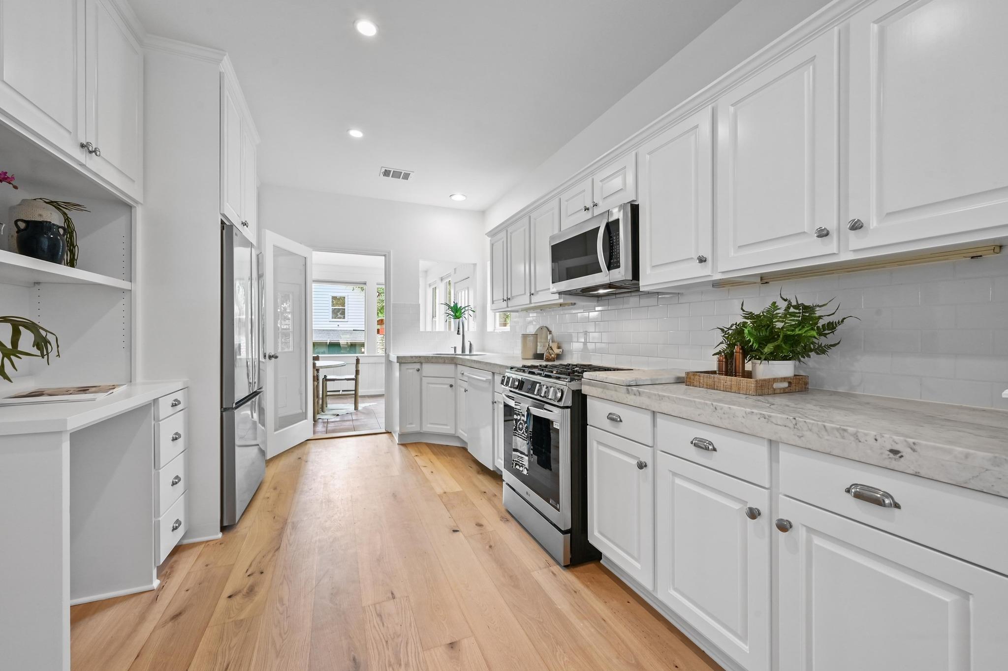 803 Jessie St, Austin, TX 78704